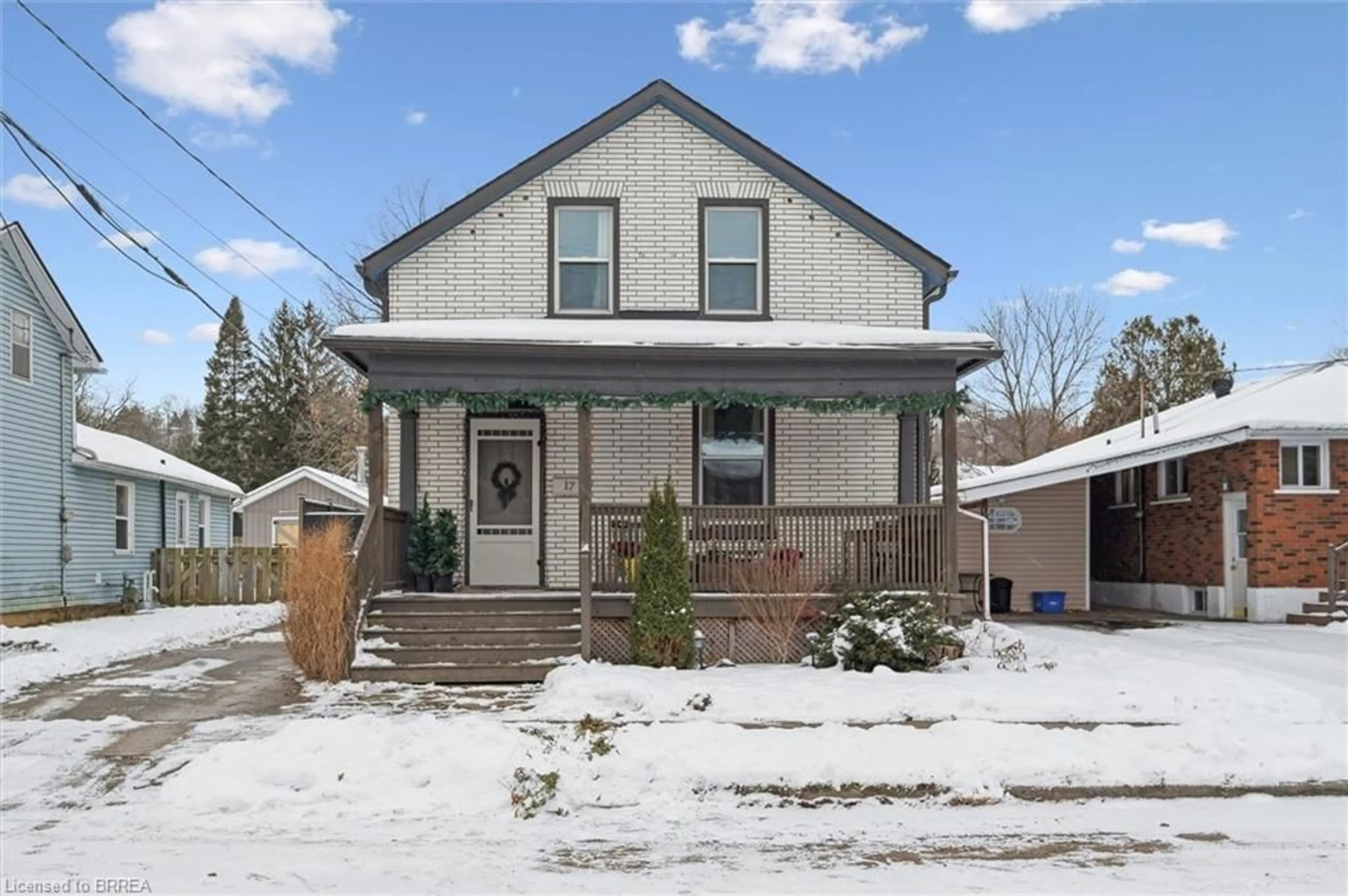 Home with brick exterior material, street for 17 Ball St, Paris Ontario N3L 1W8