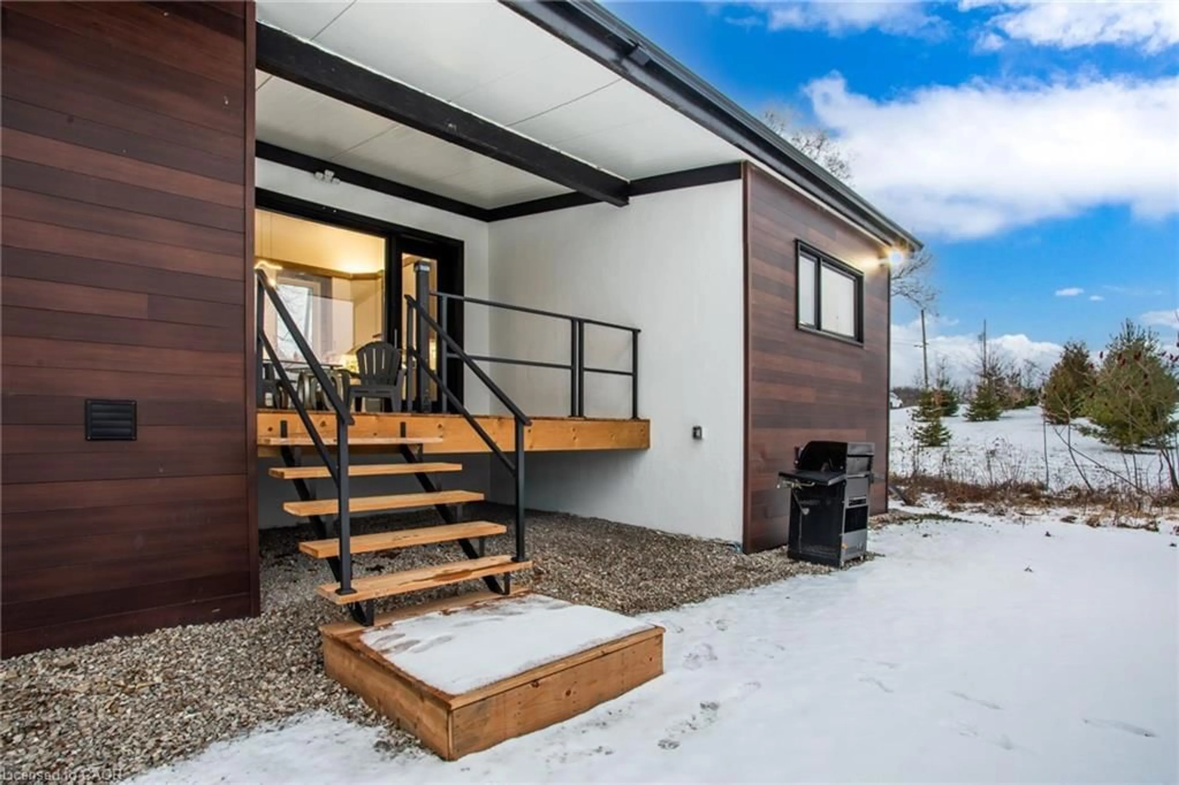 Unknown for 34 Indiana Rd, Hagersville Ontario N0A 1H0