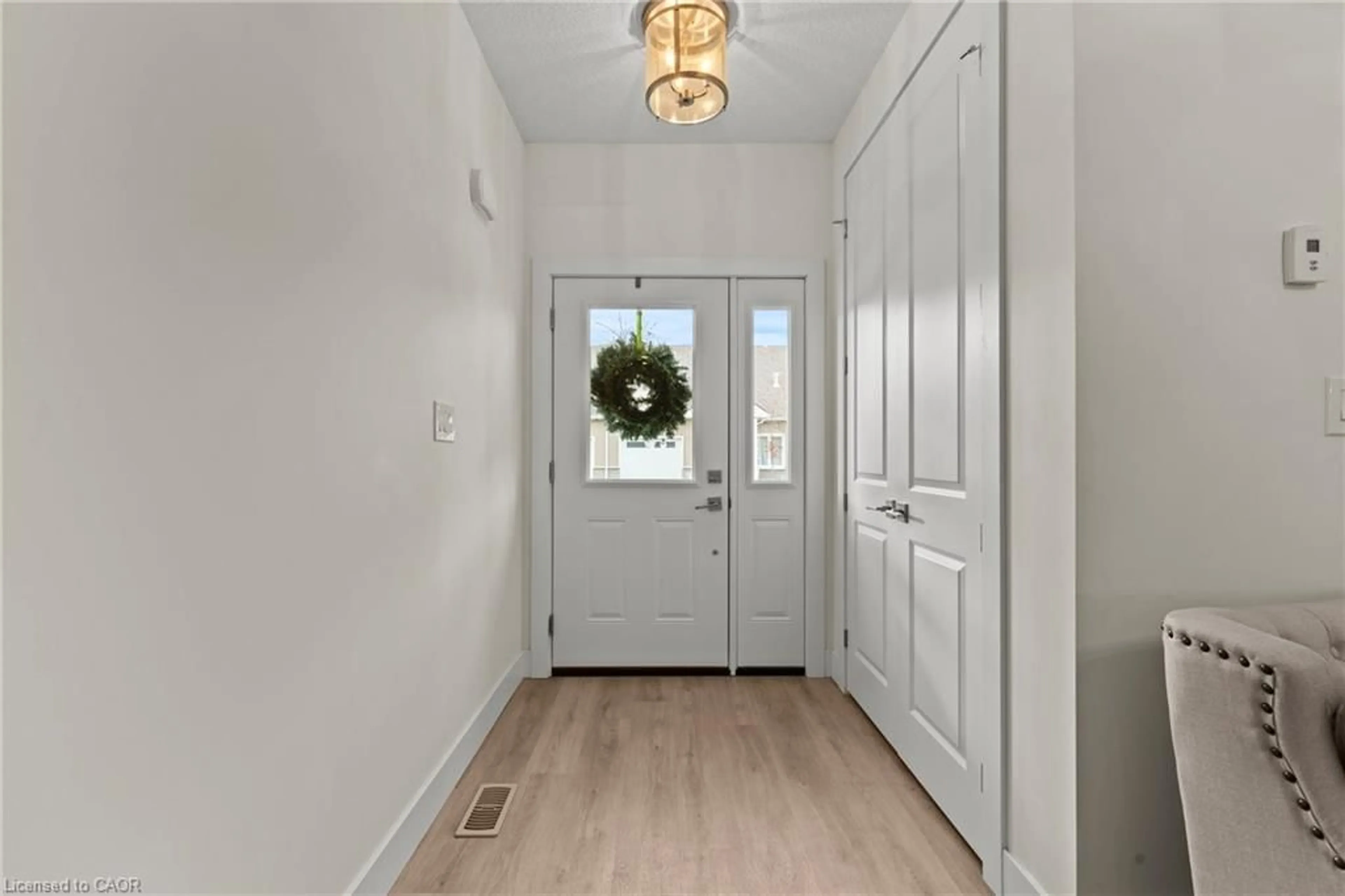 Indoor entryway for 744 Nelson St #31, Port Dover Ontario N0A 1N0