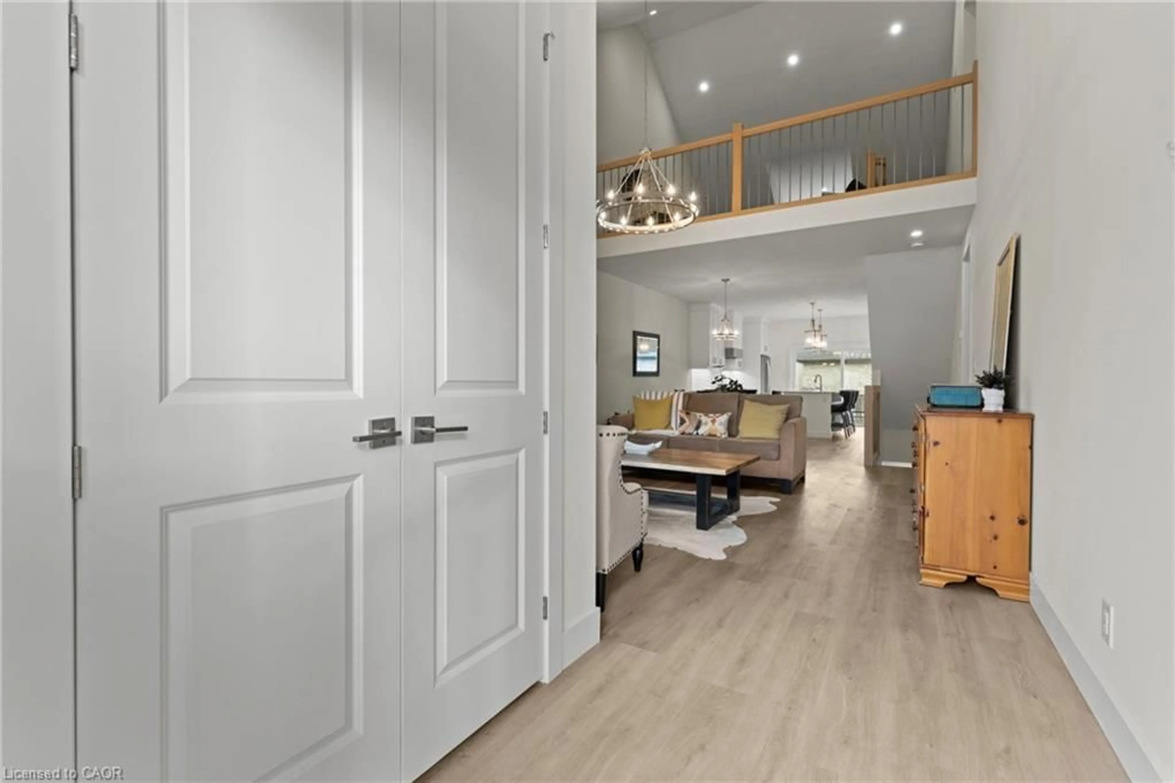 Indoor entryway for 744 Nelson St #31, Port Dover Ontario N0A 1N0