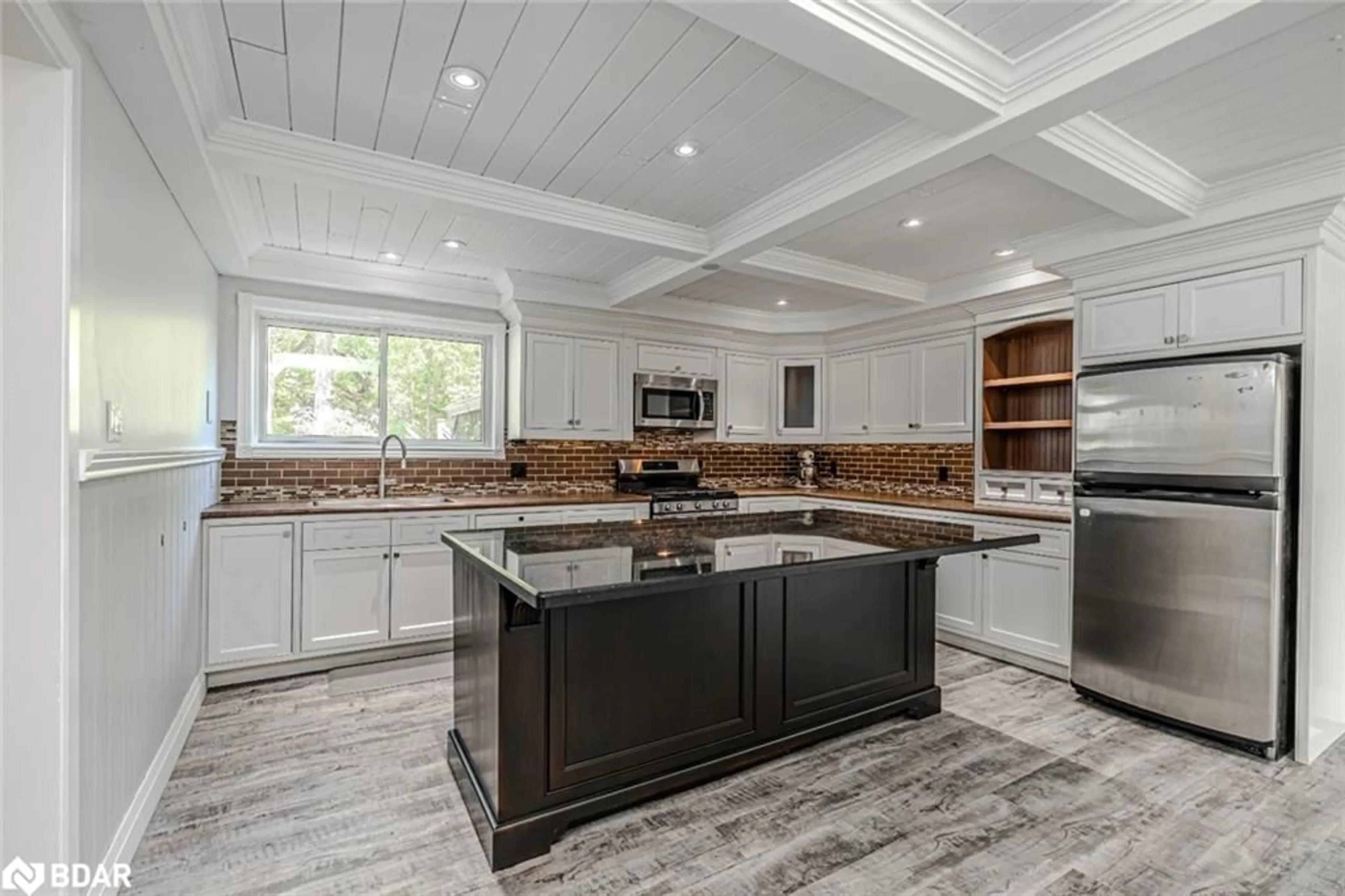 Open concept kitchen, ceramic/tile floor for 106 Musky Bay Rd, Port Severn Ontario L0K 1S0