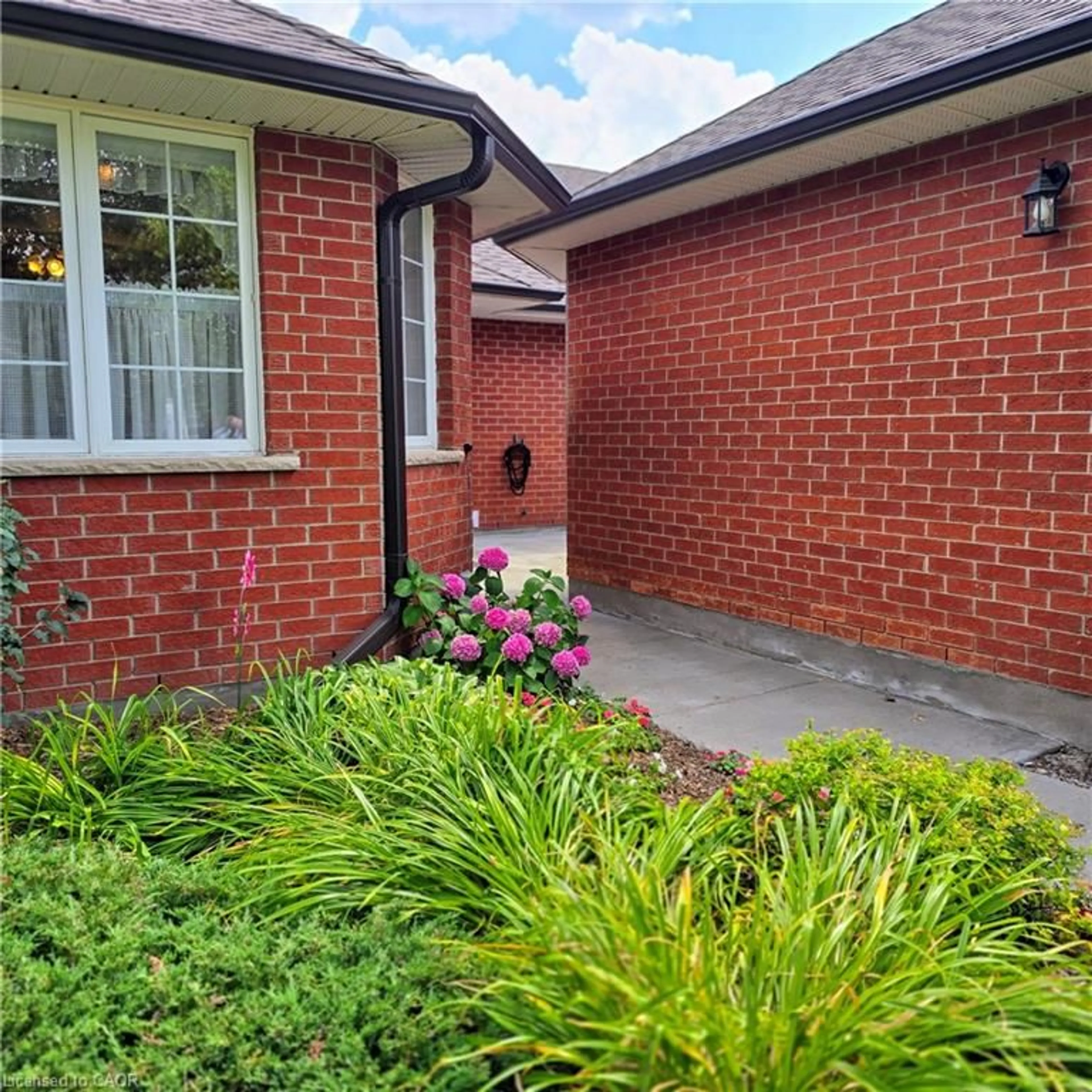 Home with brick exterior material, street for 10 Isherwood Ave #5, Cambridge Ontario N1R 8L5