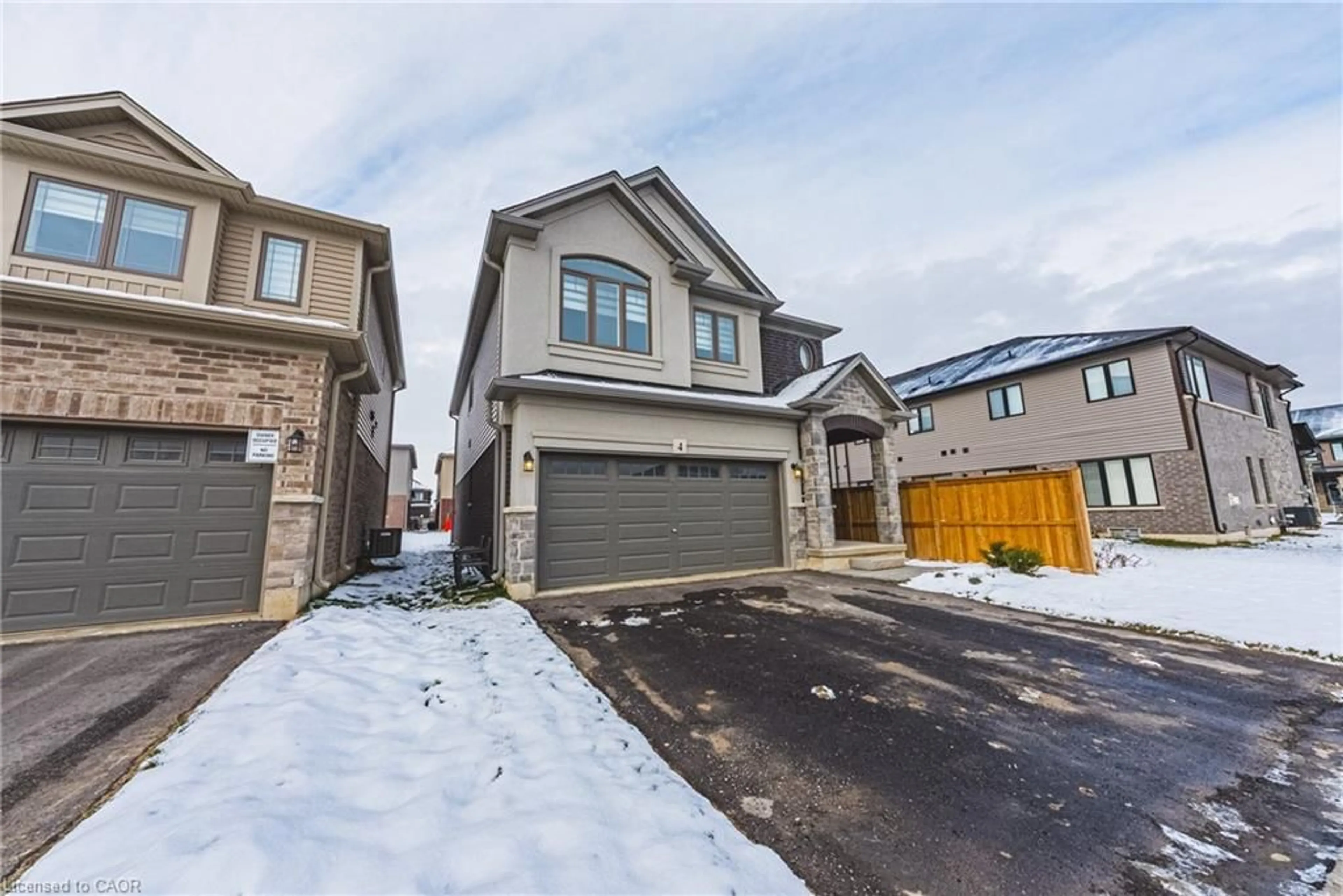 Unknown for 4 Broddy Ave, Brantford Ontario N3T 0V2