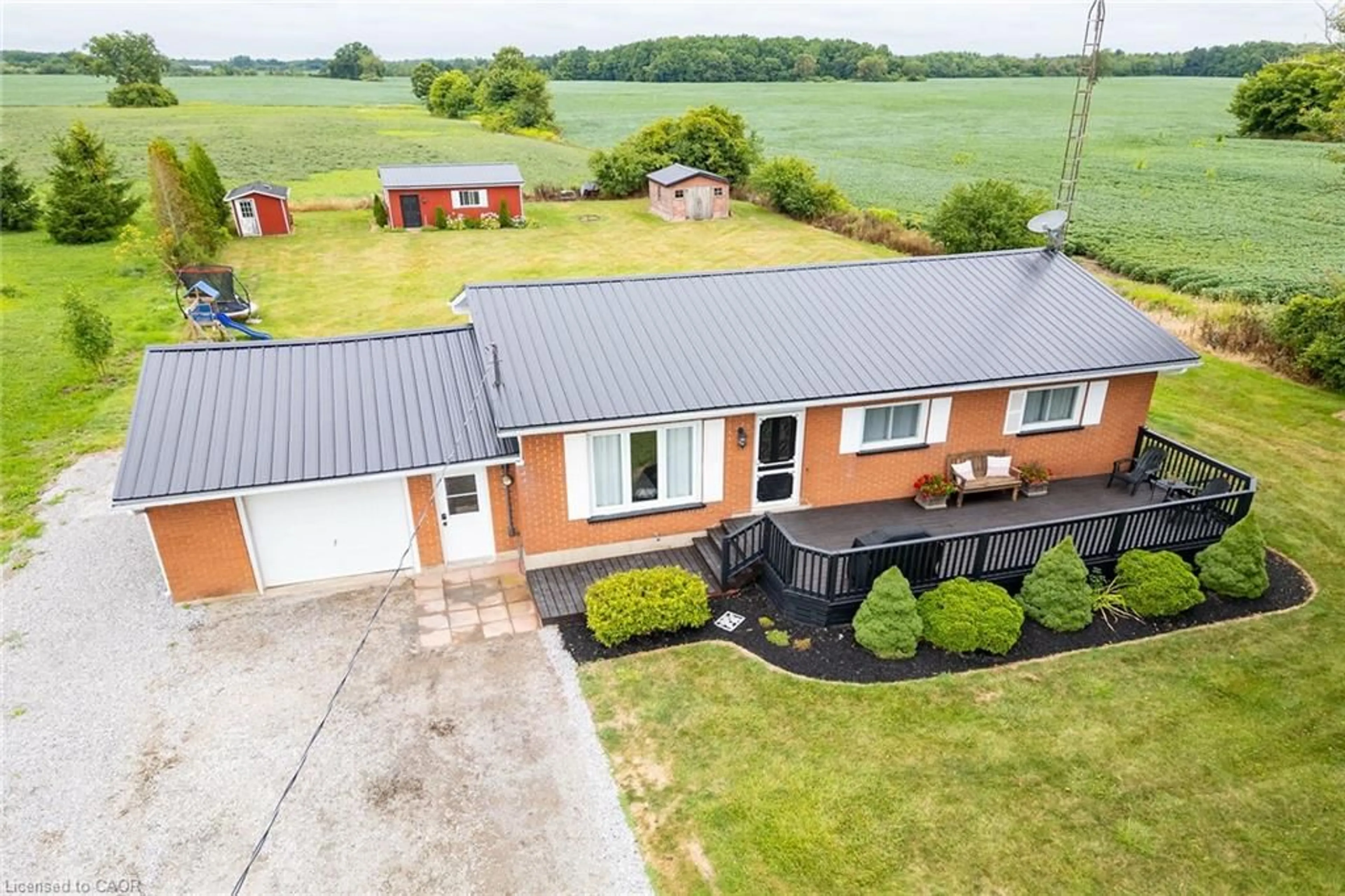 A pic from outside/outdoor area/front of a property/back of a property/a pic from drone, building for 1073 Concession 6 Woodhouse Rd, Simcoe Ontario N3Y 4K4