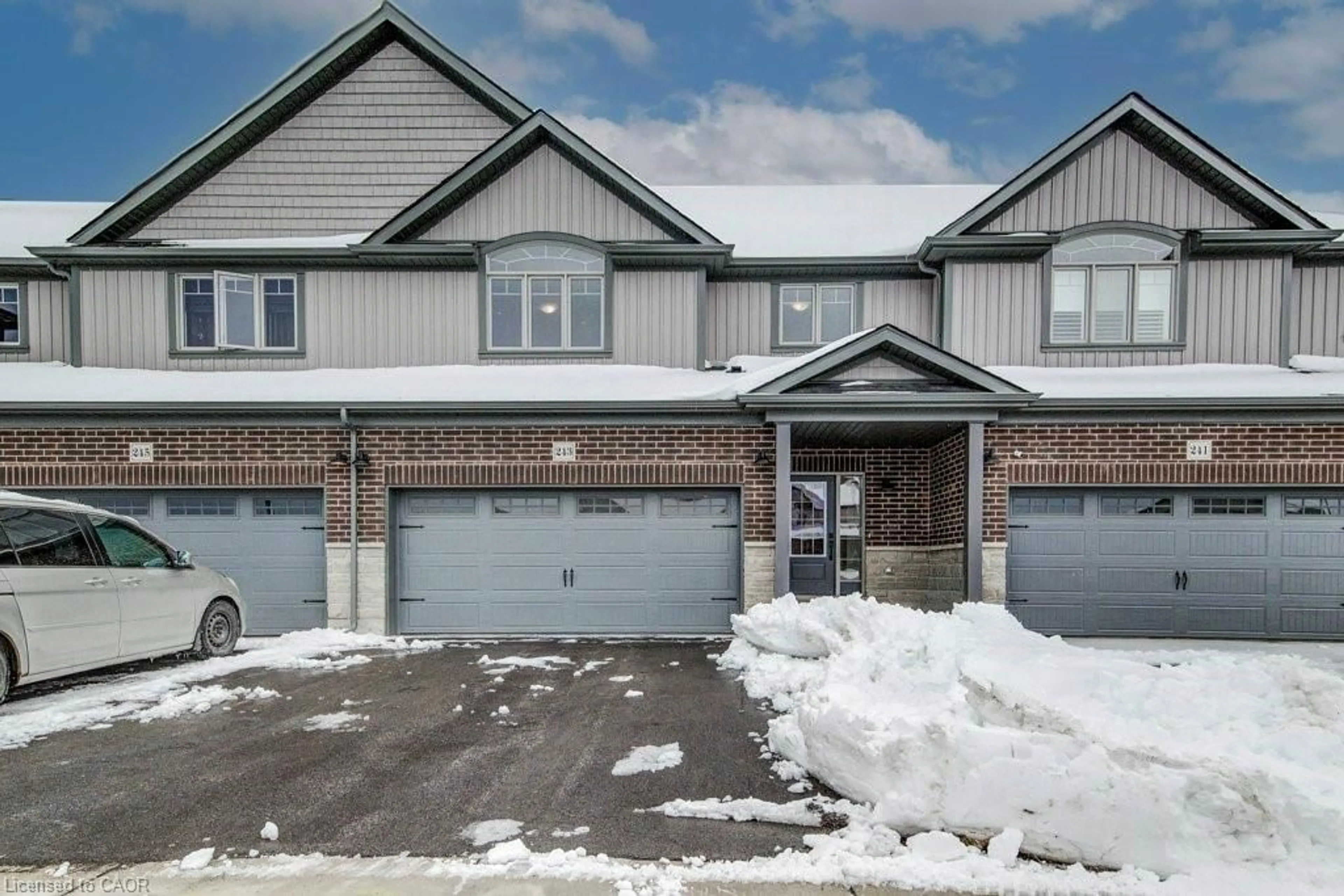 Unknown for 243 Applewood St, Plattsville Ontario N0J 1S0