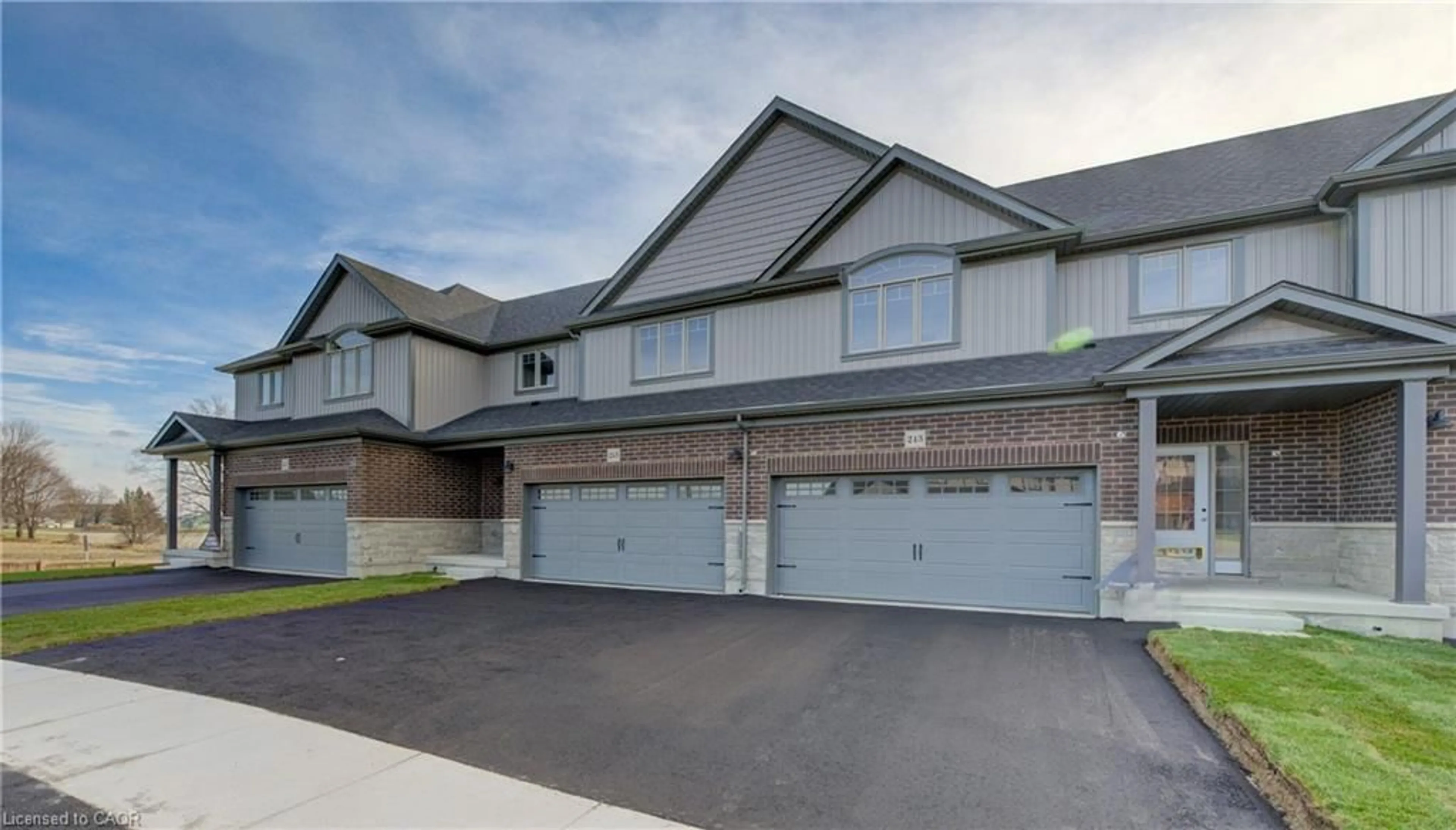 Unknown for 243 Applewood St, Plattsville Ontario N0J 1S0