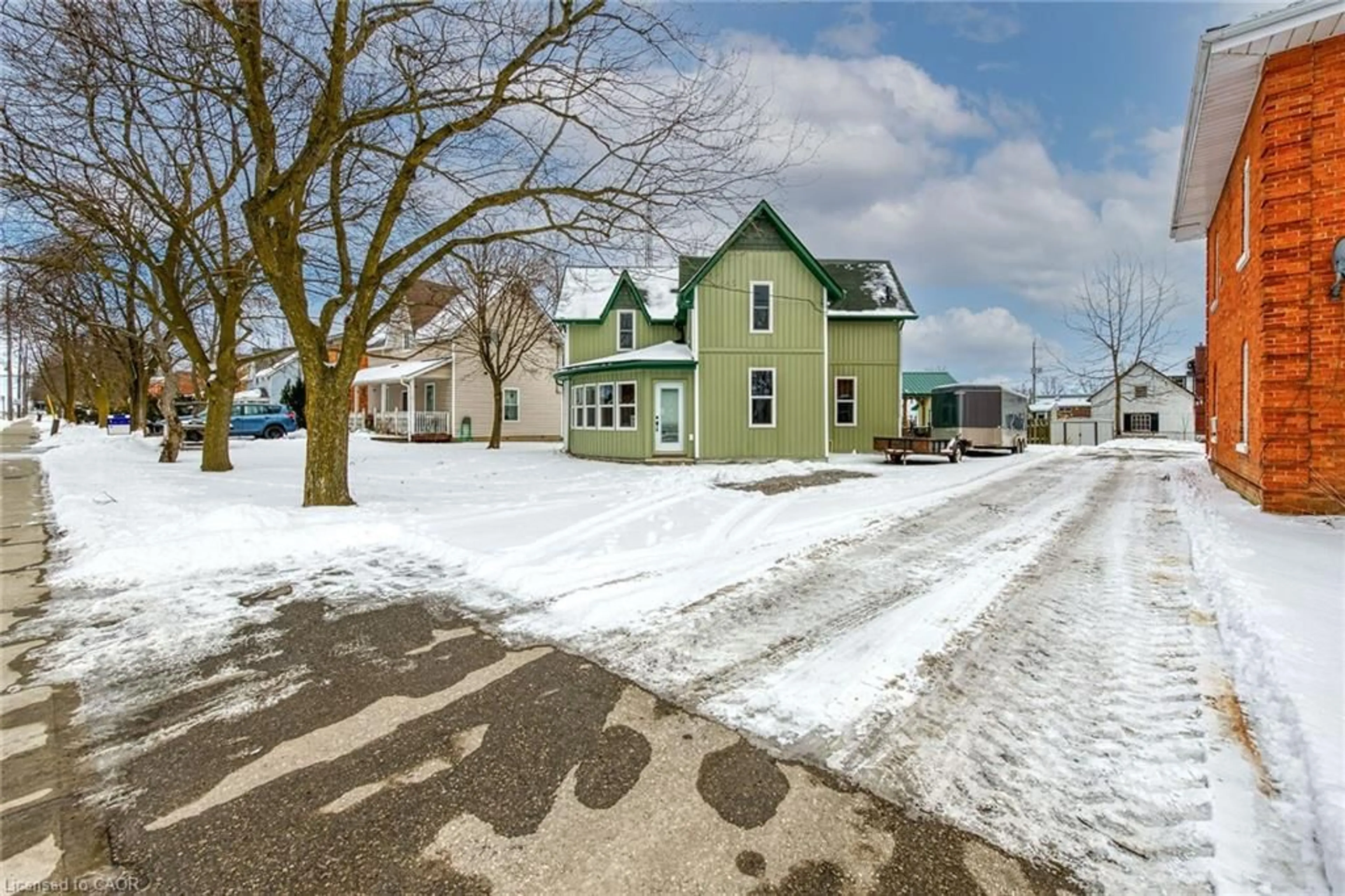 Unknown for 2076 Main St, Jarvis Ontario N0A 1J0