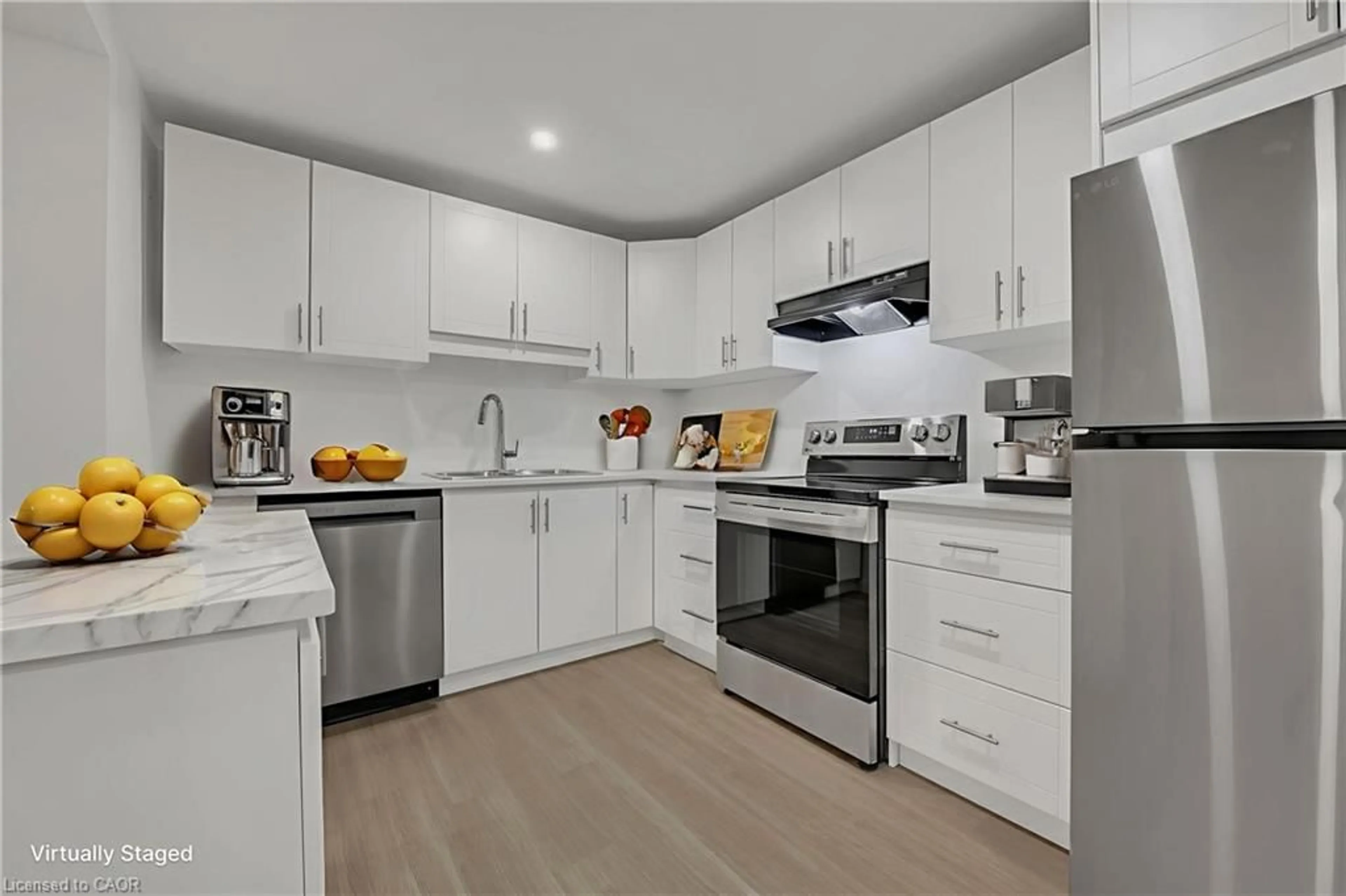 Open concept kitchen, unknown for 20 Crosthwaite Ave, Hamilton Ontario L8H 4T9