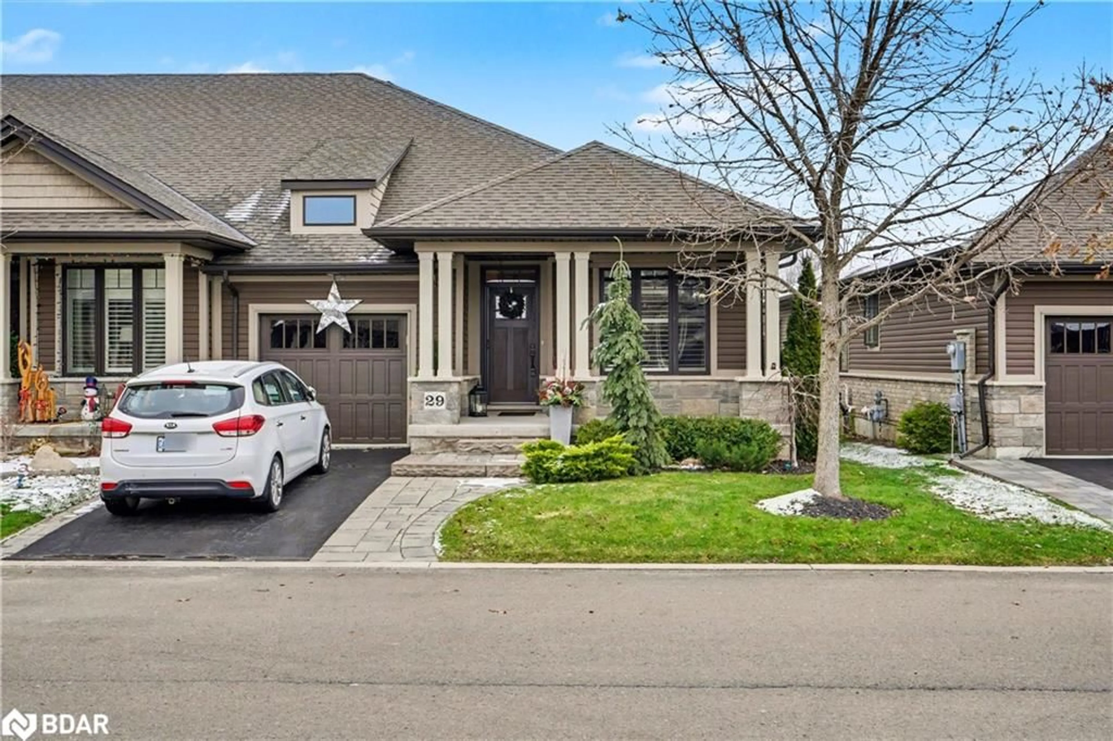 Home with brick exterior material, street for 37 Brookside Terr #29, Smithville Ontario L0R 2A0