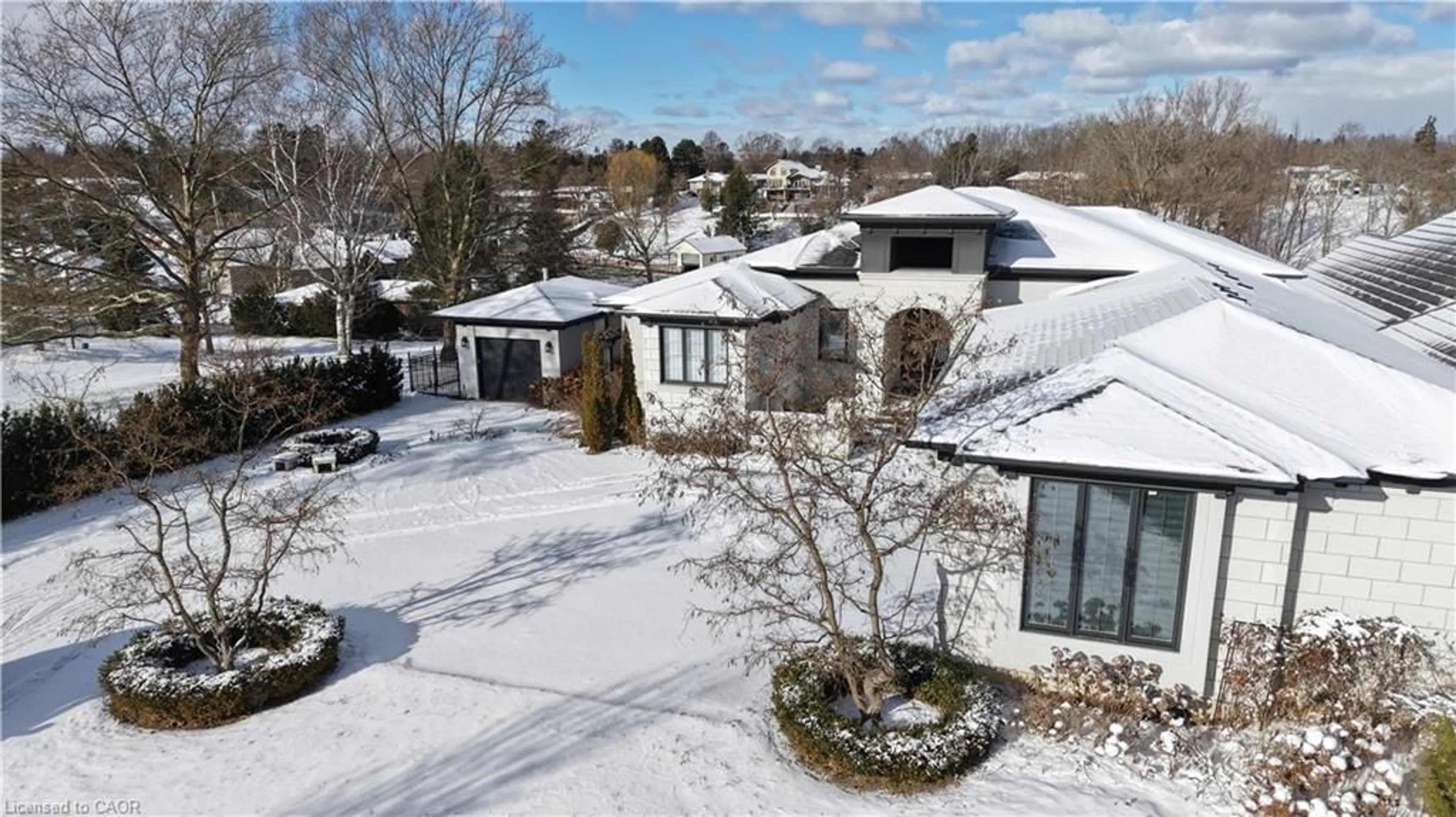 A pic from outside/outdoor area/front of a property/back of a property/a pic from drone, street for 67 Donjon Blvd, Port Dover Ontario N0A 1N7