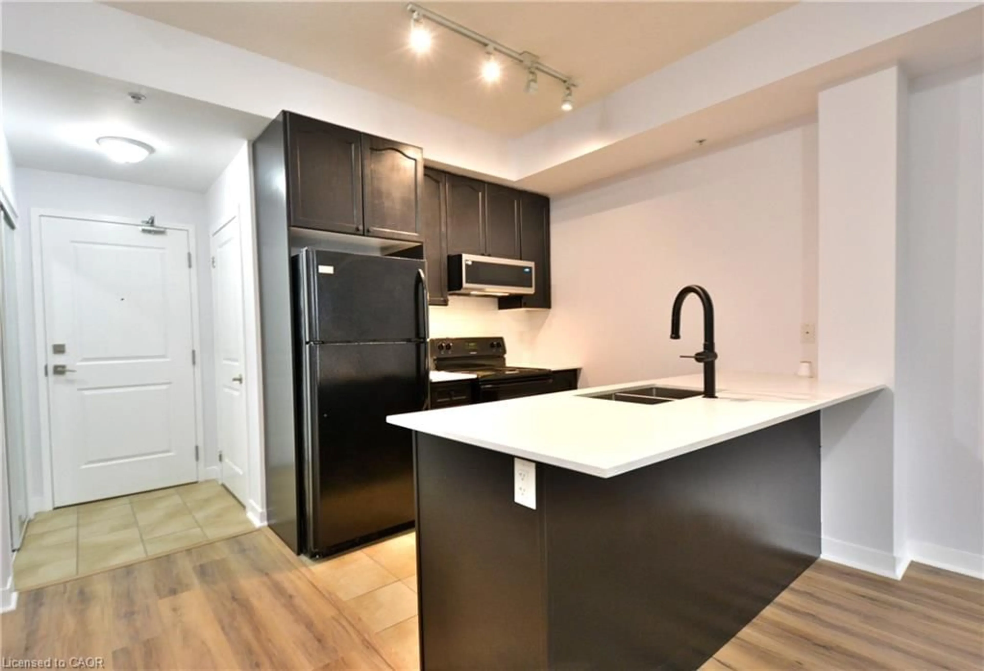 Unknown for 85 Robinson St #705, Hamilton Ontario L8P 0B9