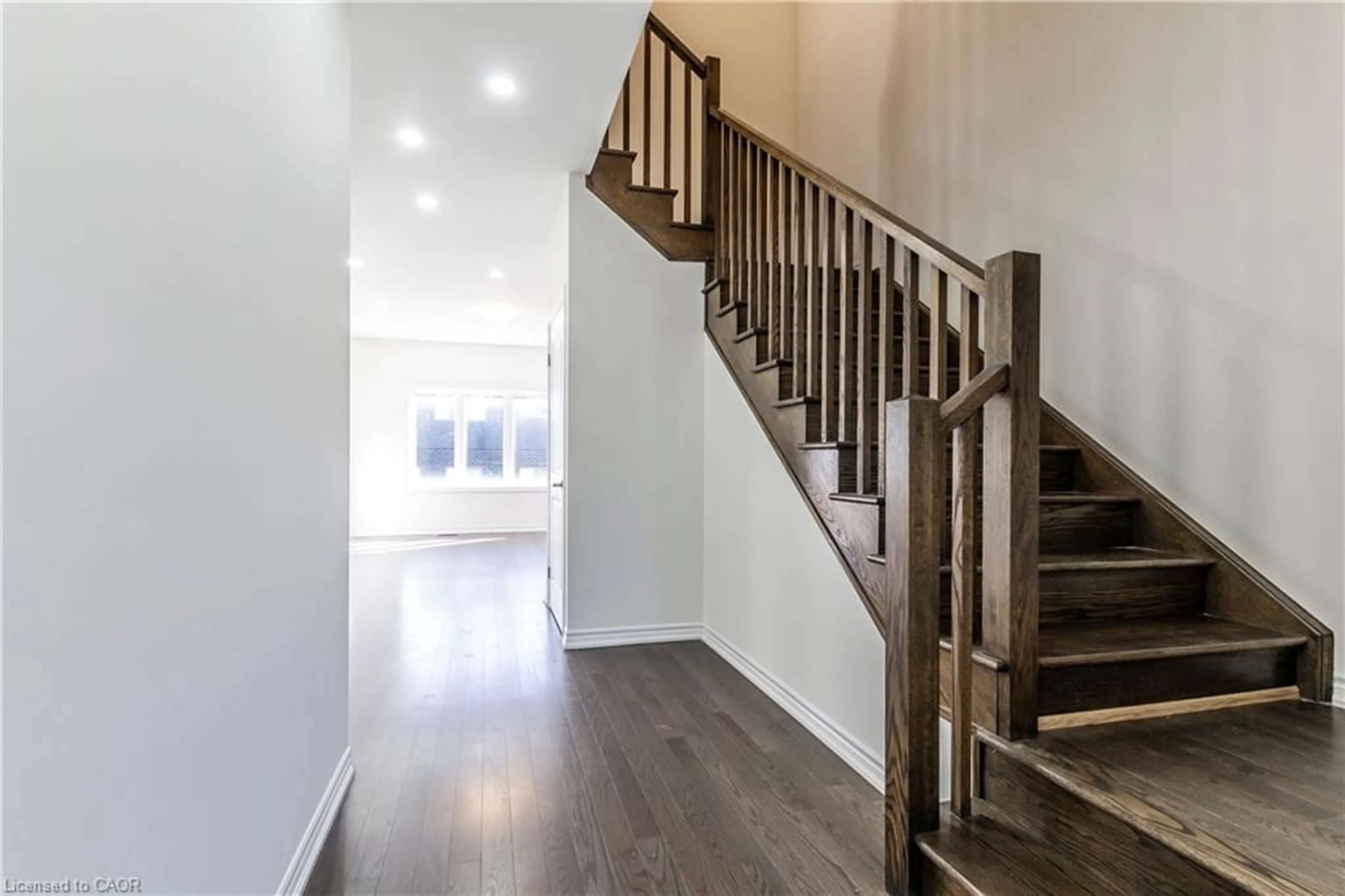 Unknown for 3 Stokes Rd, Paris Ontario N3L 3E3