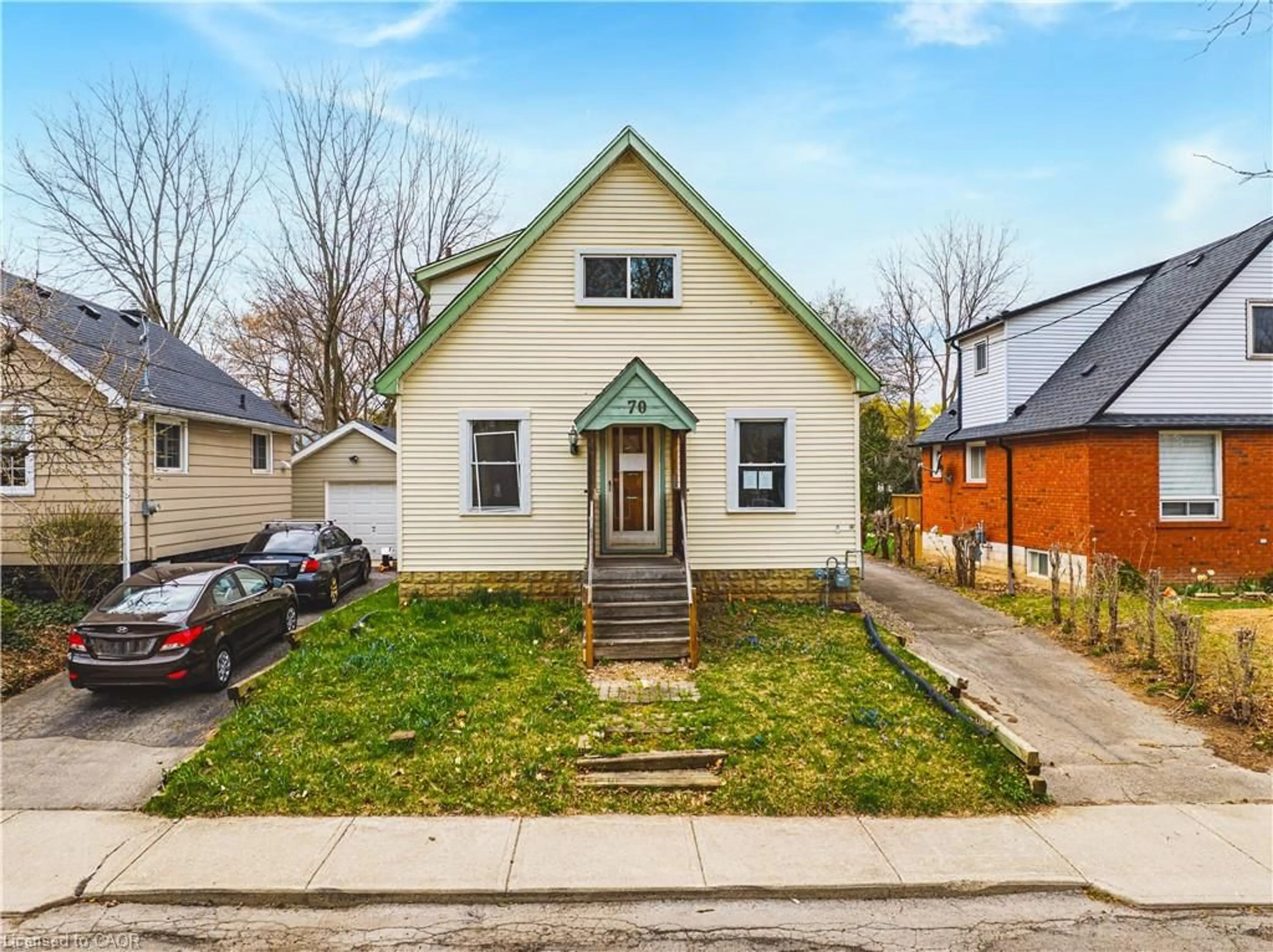 Unknown for 70 Hillview St, Hamilton Ontario L8S 2Z2