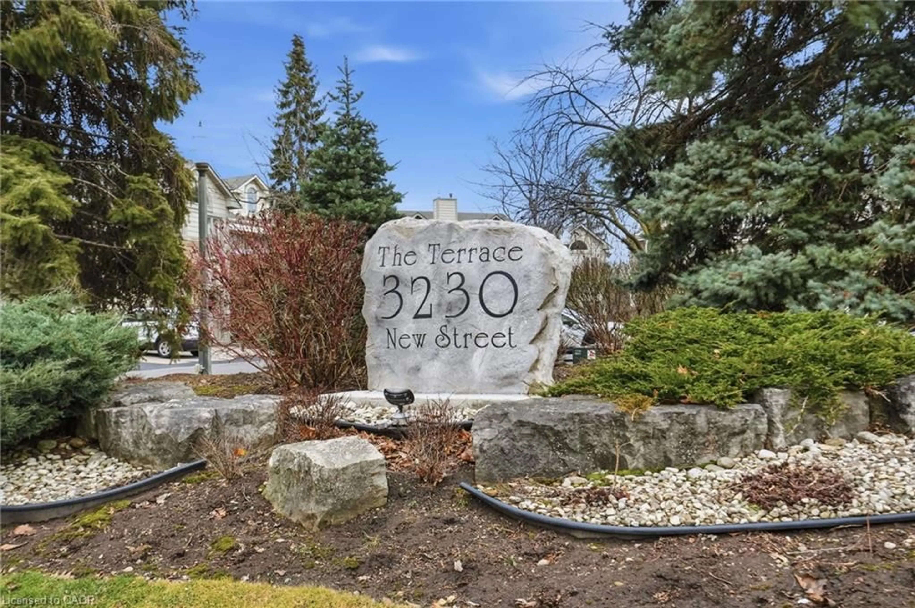 Unknown for 3230 New St #7, Burlington Ontario L7N 1M8