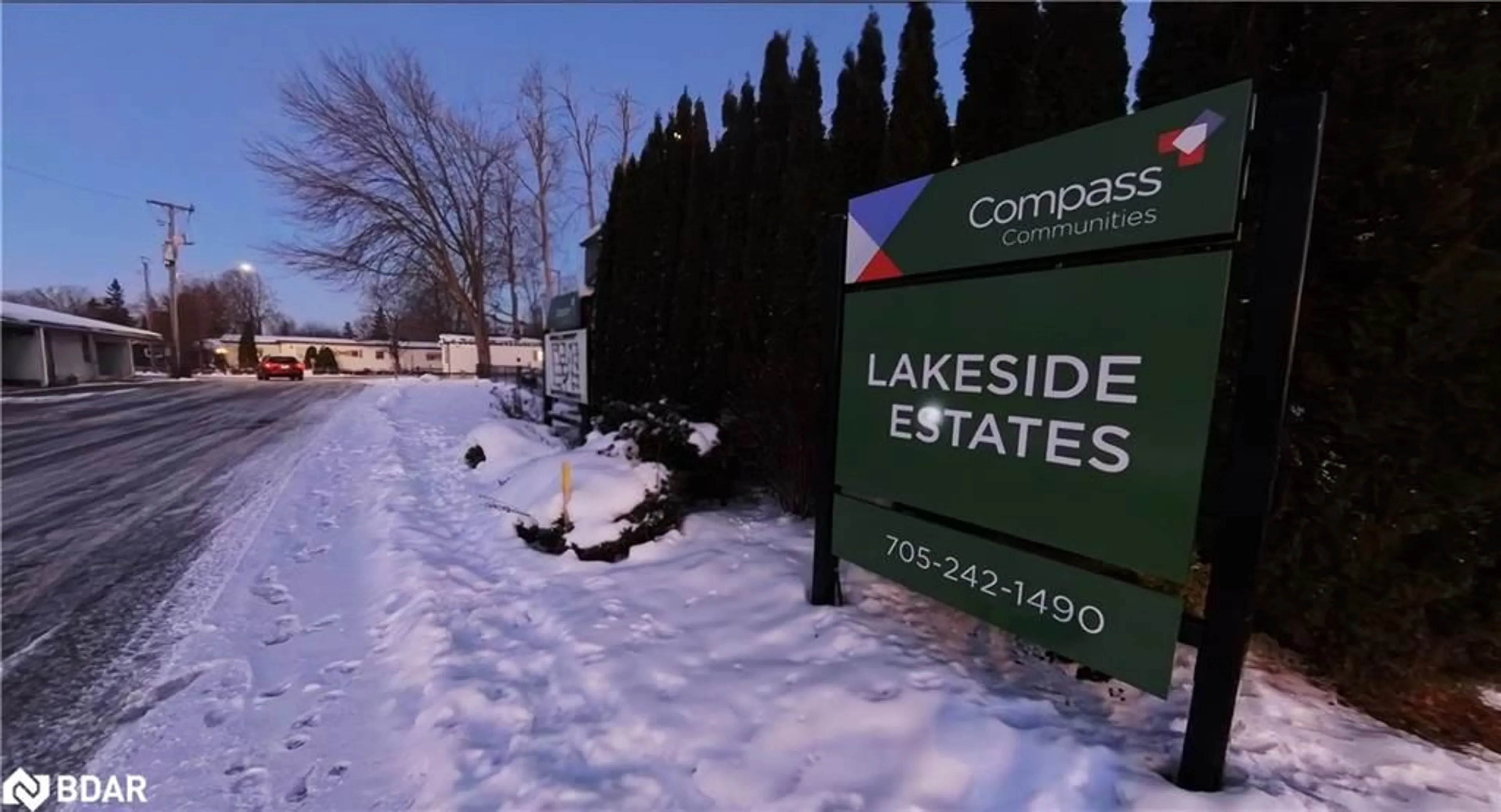 Lobby for 580 West St #144, Orillia Ontario L3V 6L8