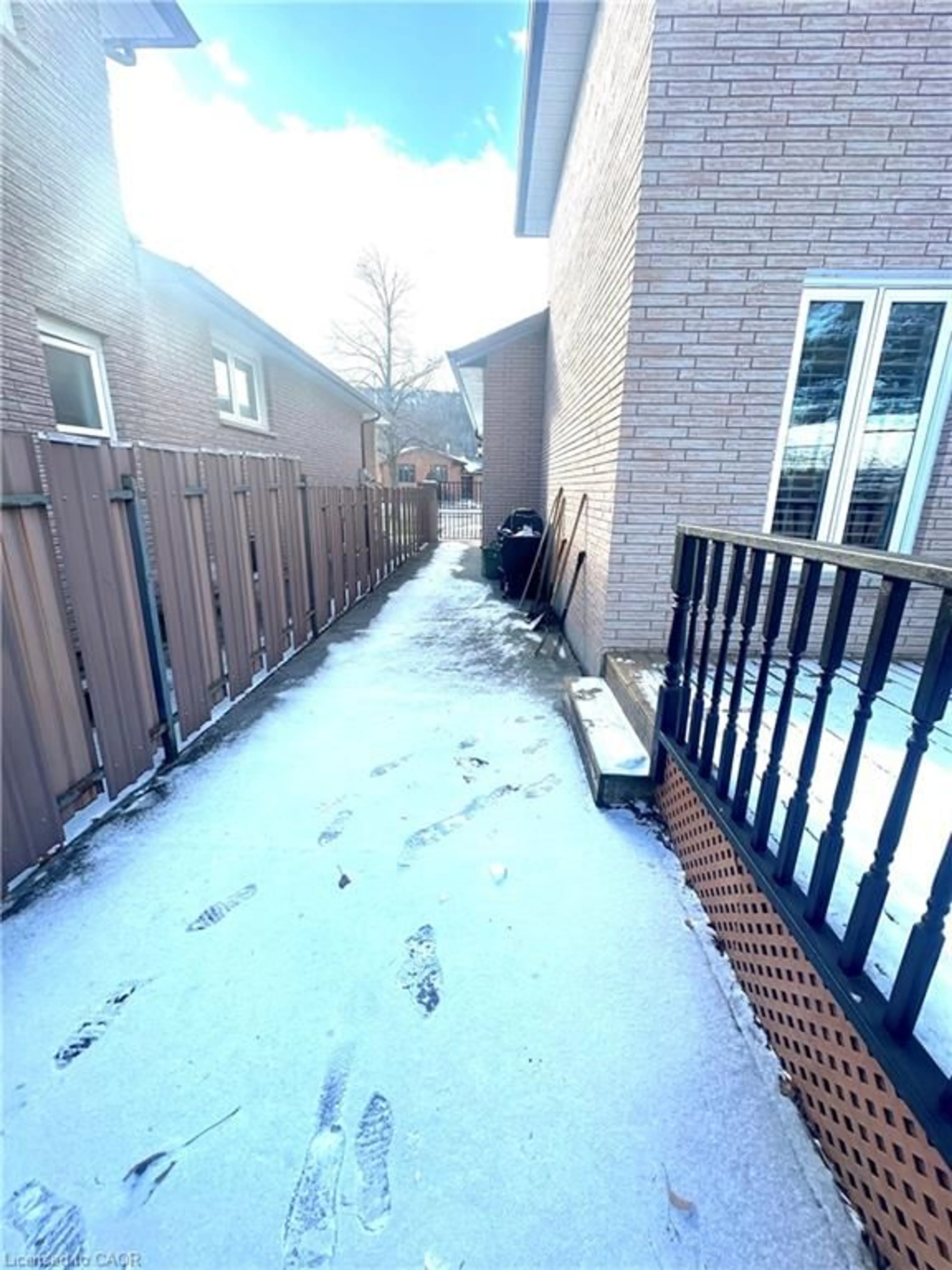 Patio, street for 50 Teak St, Hamilton Ontario L8G 4W5