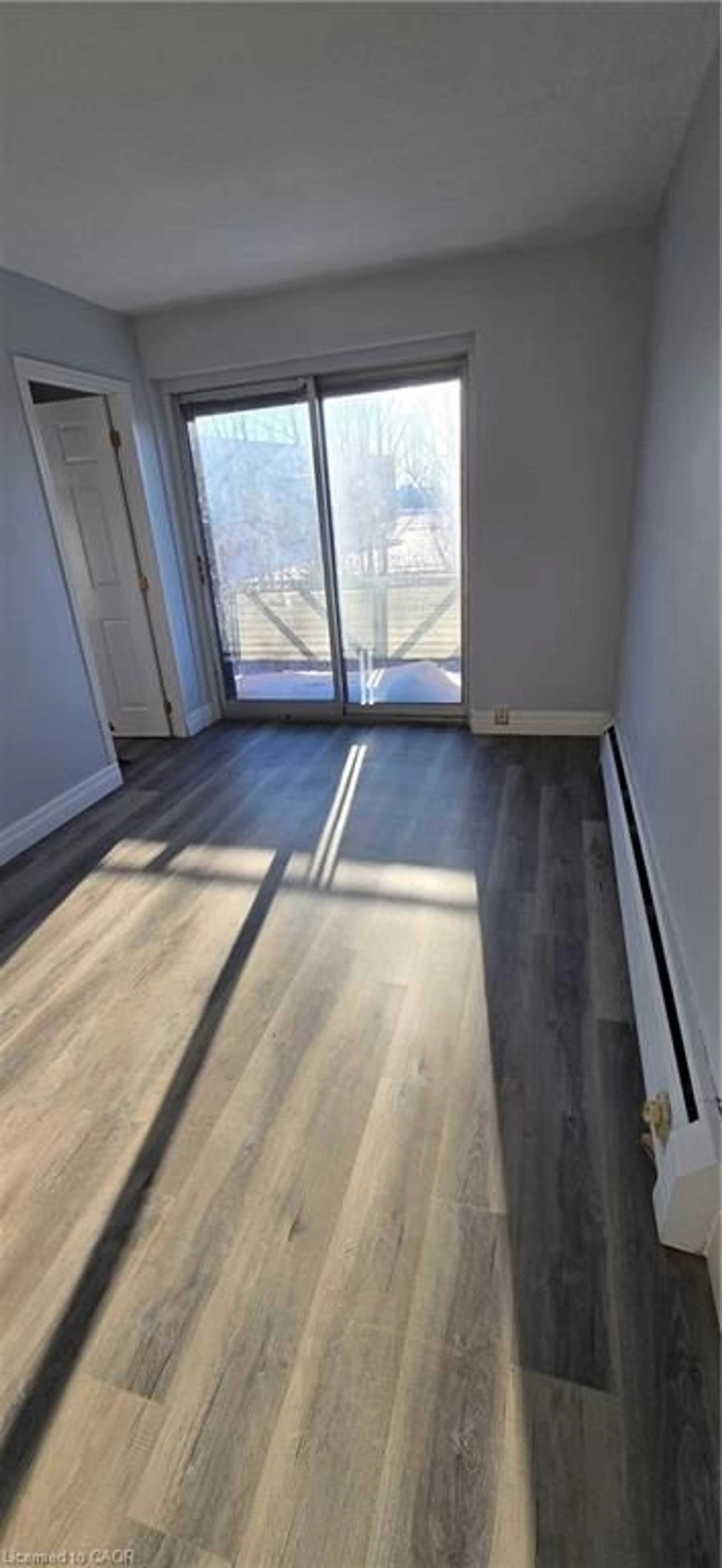 Unknown for 443 Hazel St, Waterloo Ontario N2L 3P7