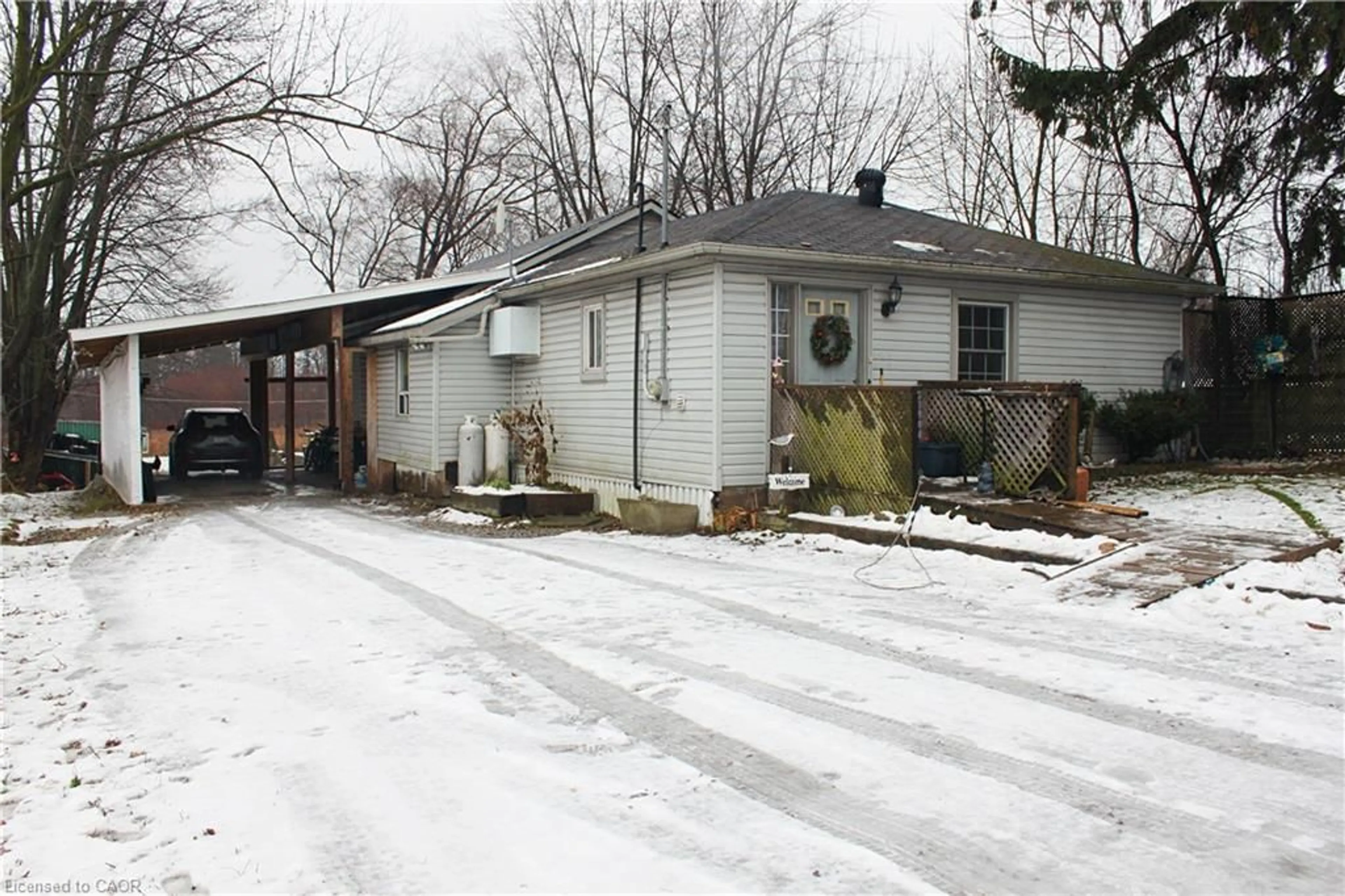 Unknown for 31 Nanticoke Valley Rd, Norfolk Ontario N0A 1L0