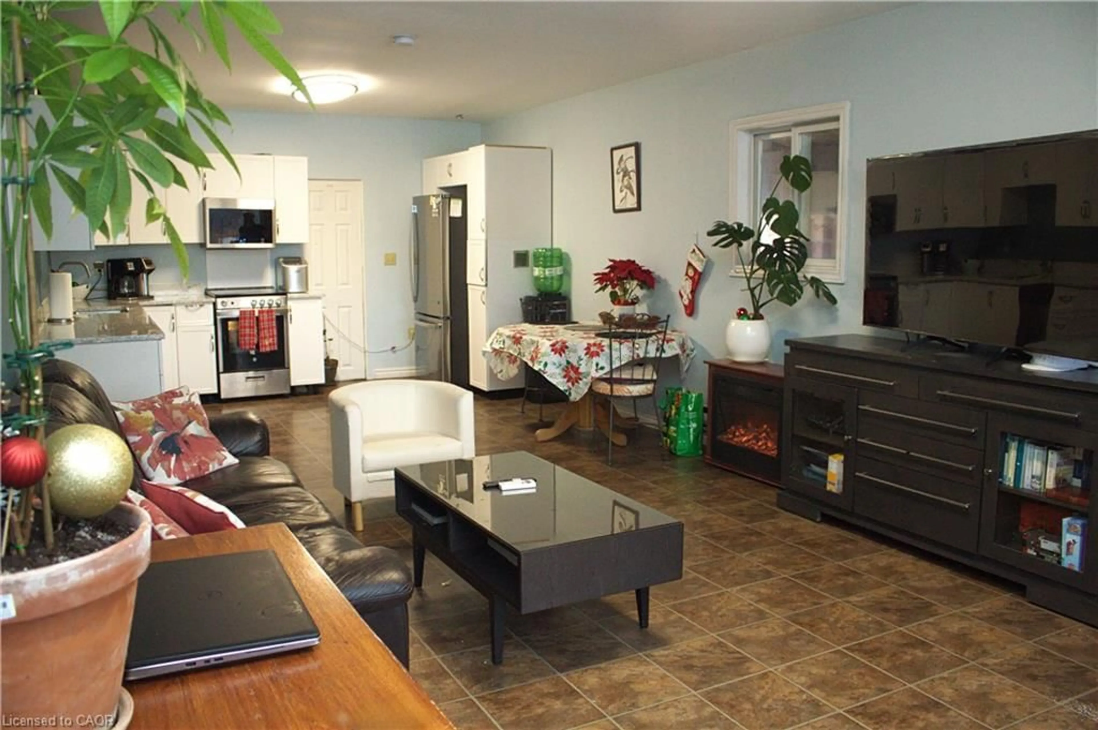 Living room with furniture, unknown for 31 Nanticoke Valley Rd, Norfolk Ontario N0A 1L0