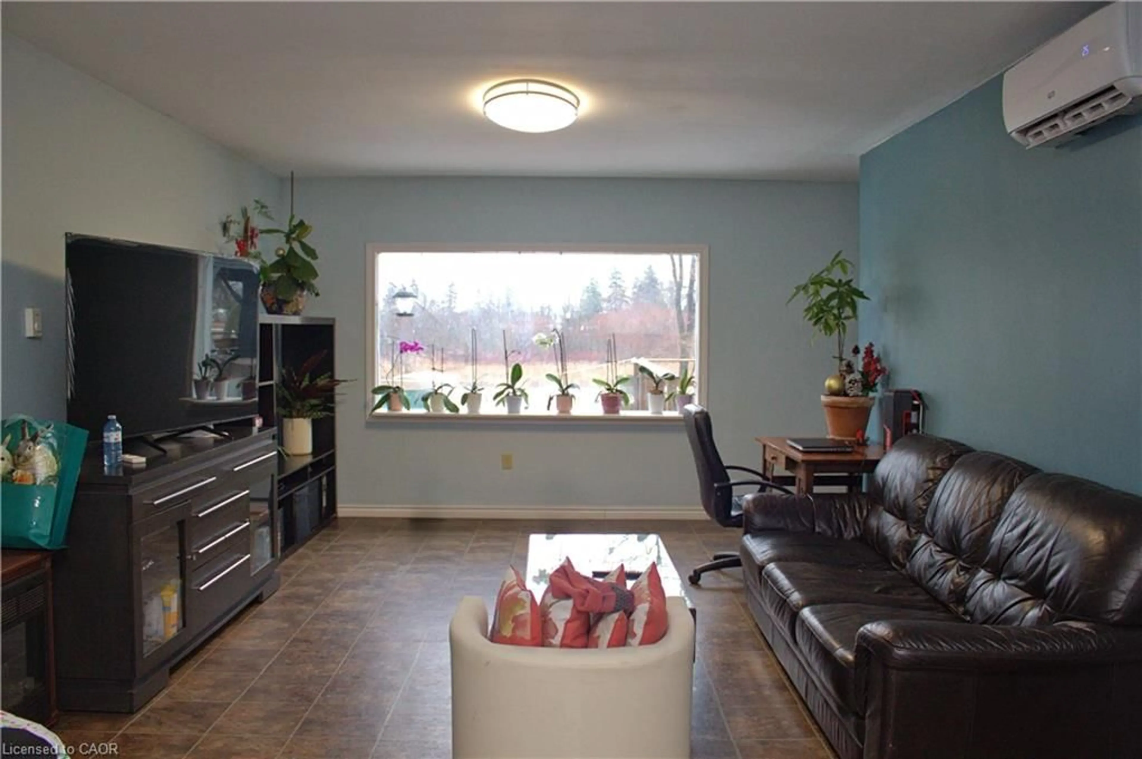 Living room with furniture, unknown for 31 Nanticoke Valley Rd, Norfolk Ontario N0A 1L0