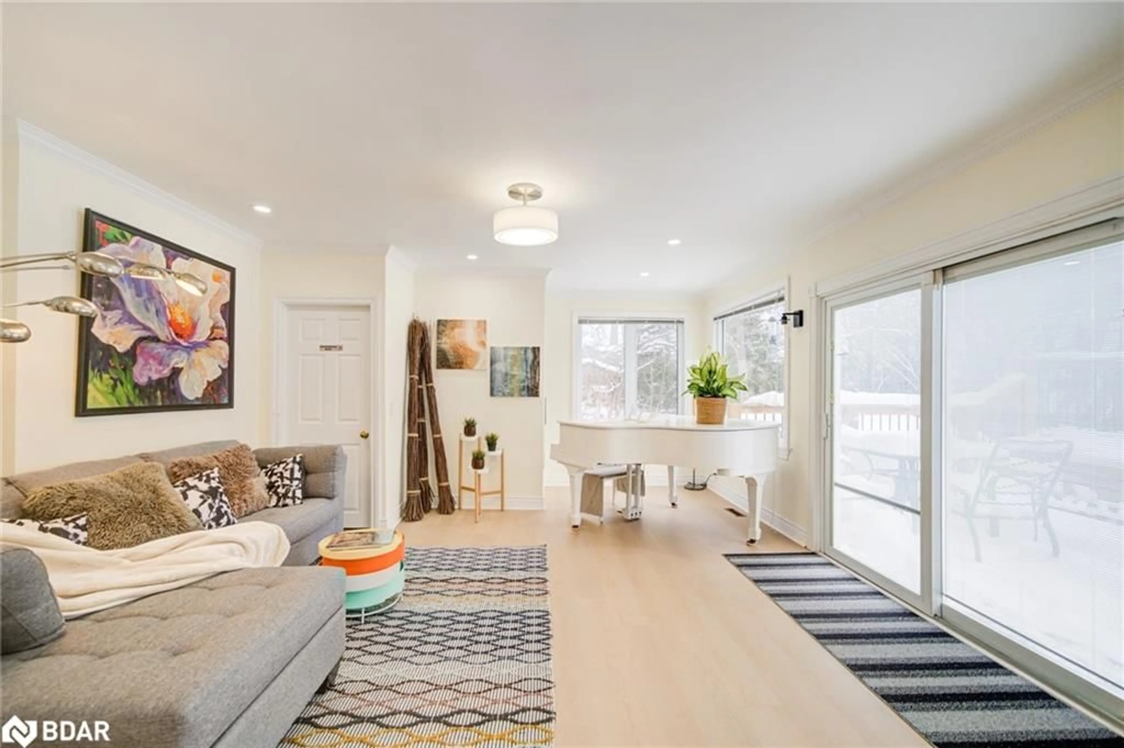 Living room with furniture, unknown for 357 Baldwin Rd, Georgina Ontario L0E 1A0