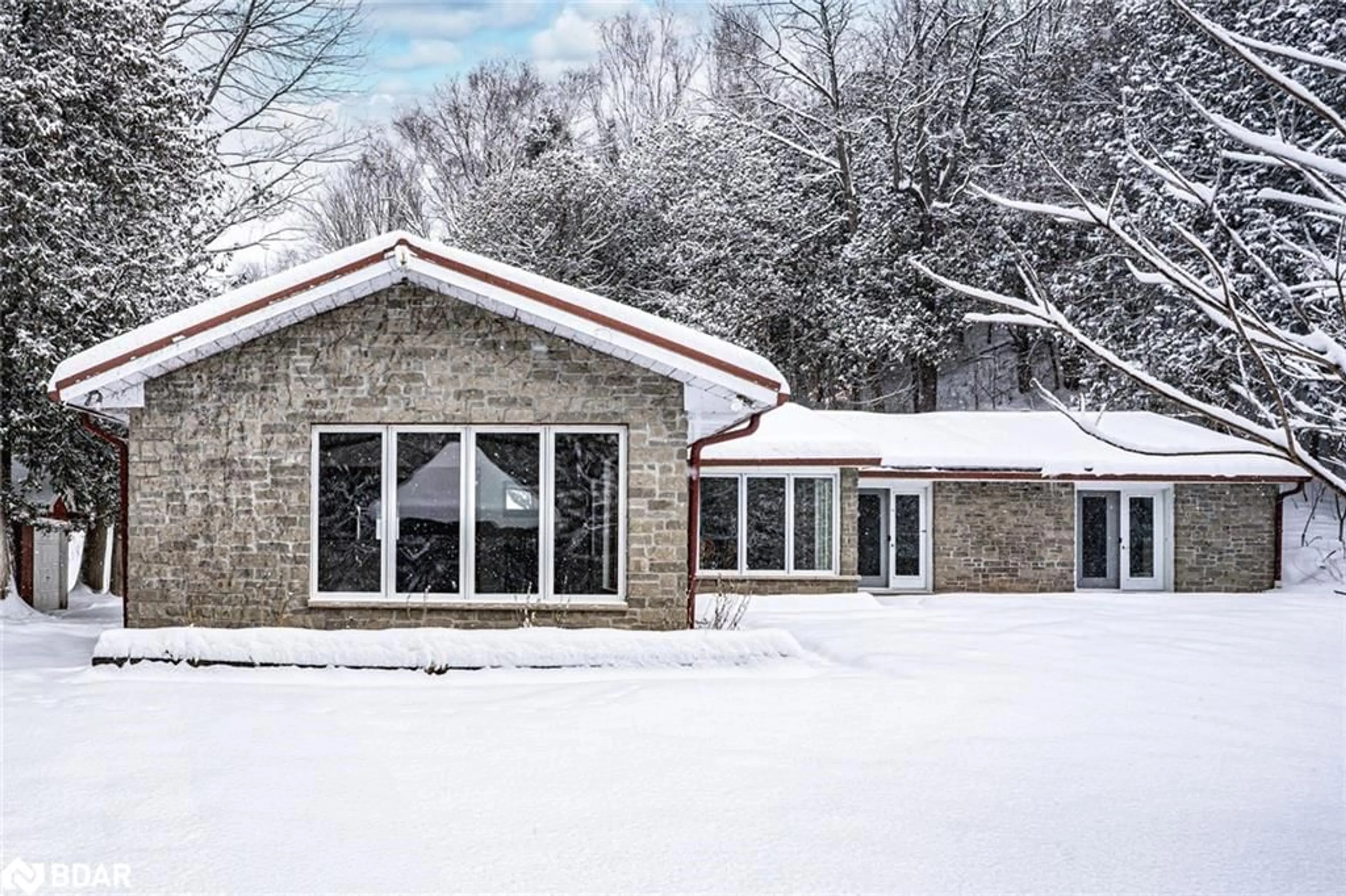 Unknown for 8275 County Rd 9, Creemore Ontario L0M 1G0