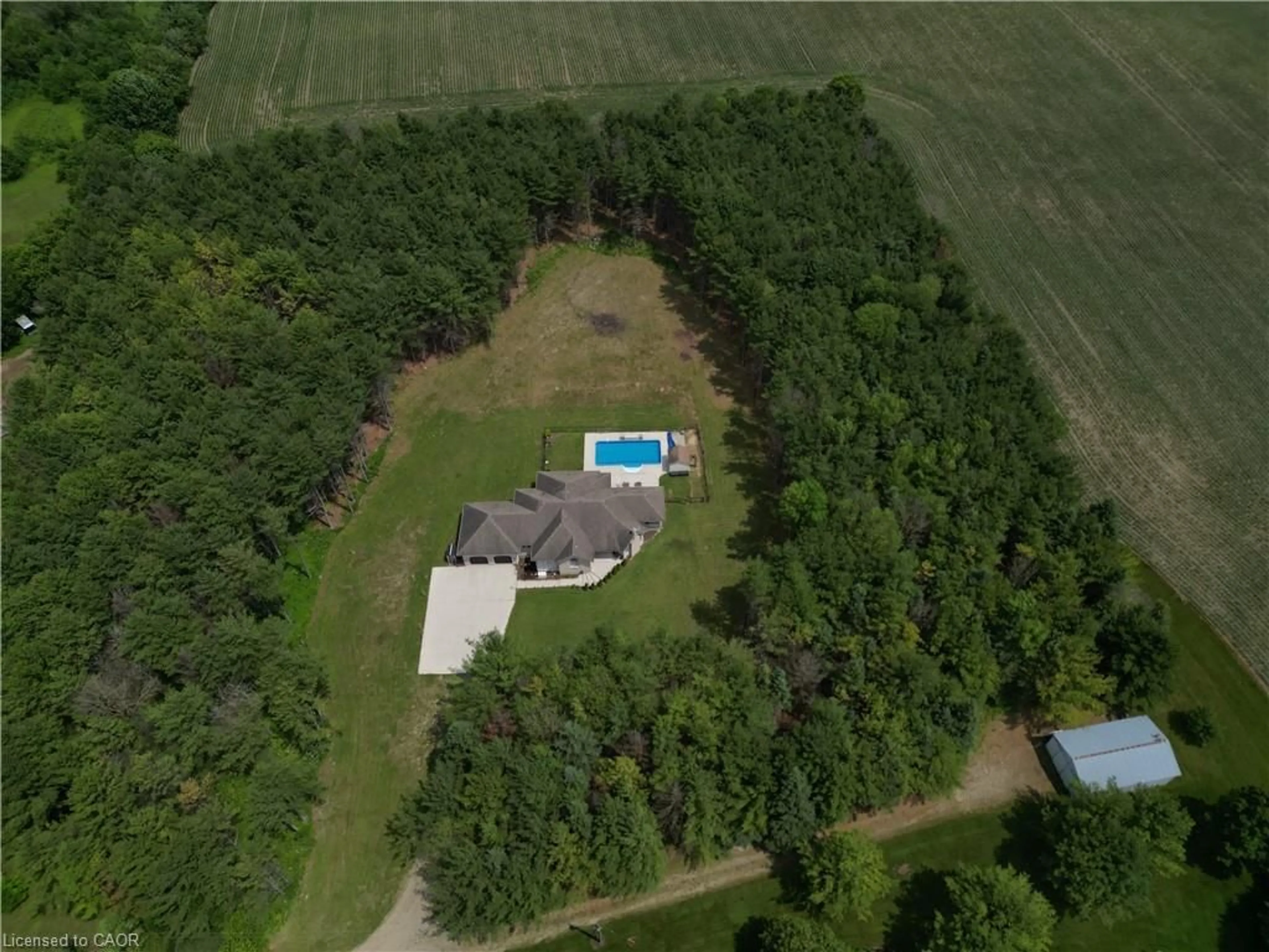 A pic from outside/outdoor area/front of a property/back of a property/a pic from drone, unknown for 230 South Water St, Mount Forest Ontario N0G 2L3