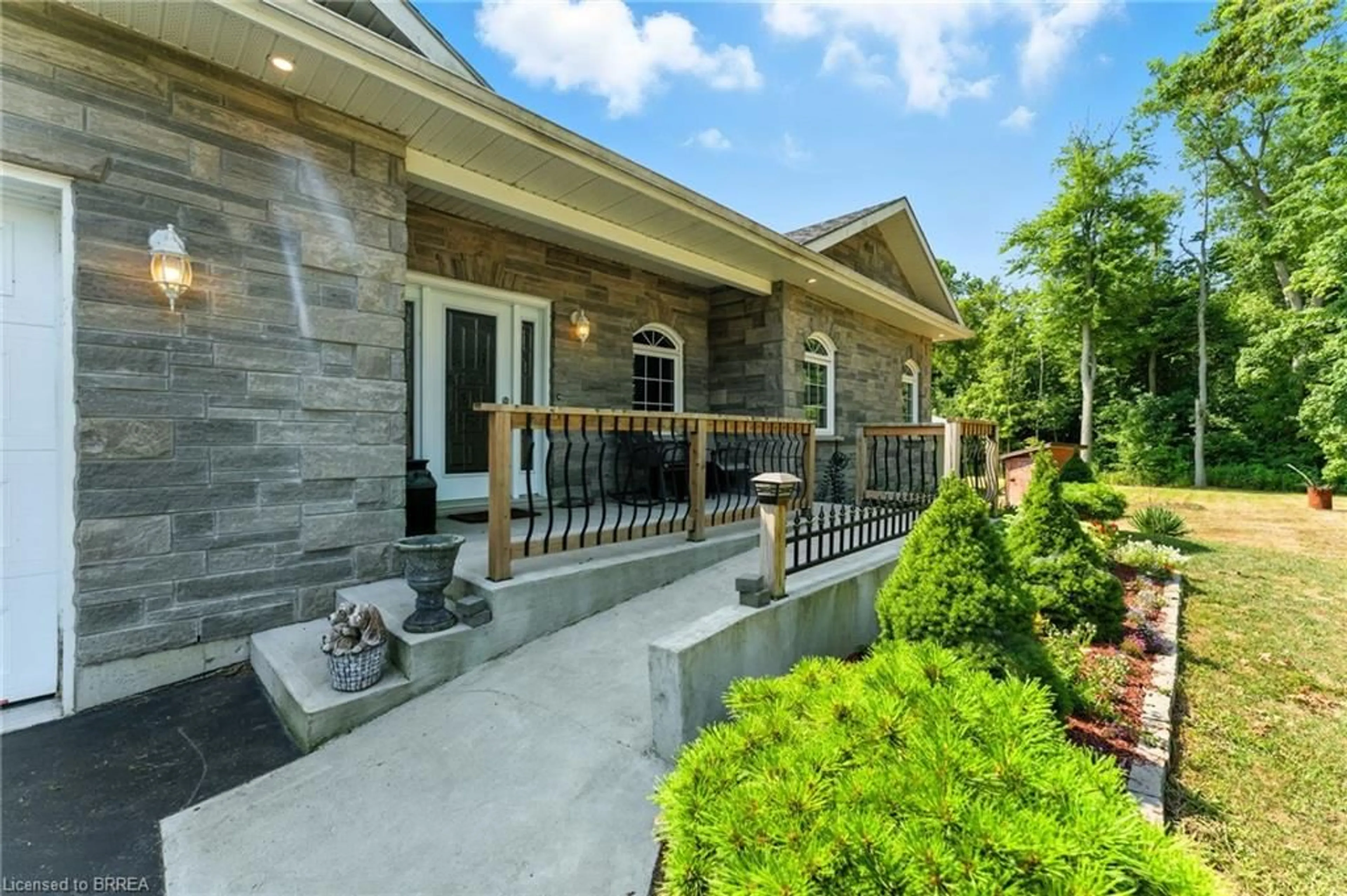 Unknown for 1026 Front Rd, St. Williams Ontario N0E 1P0