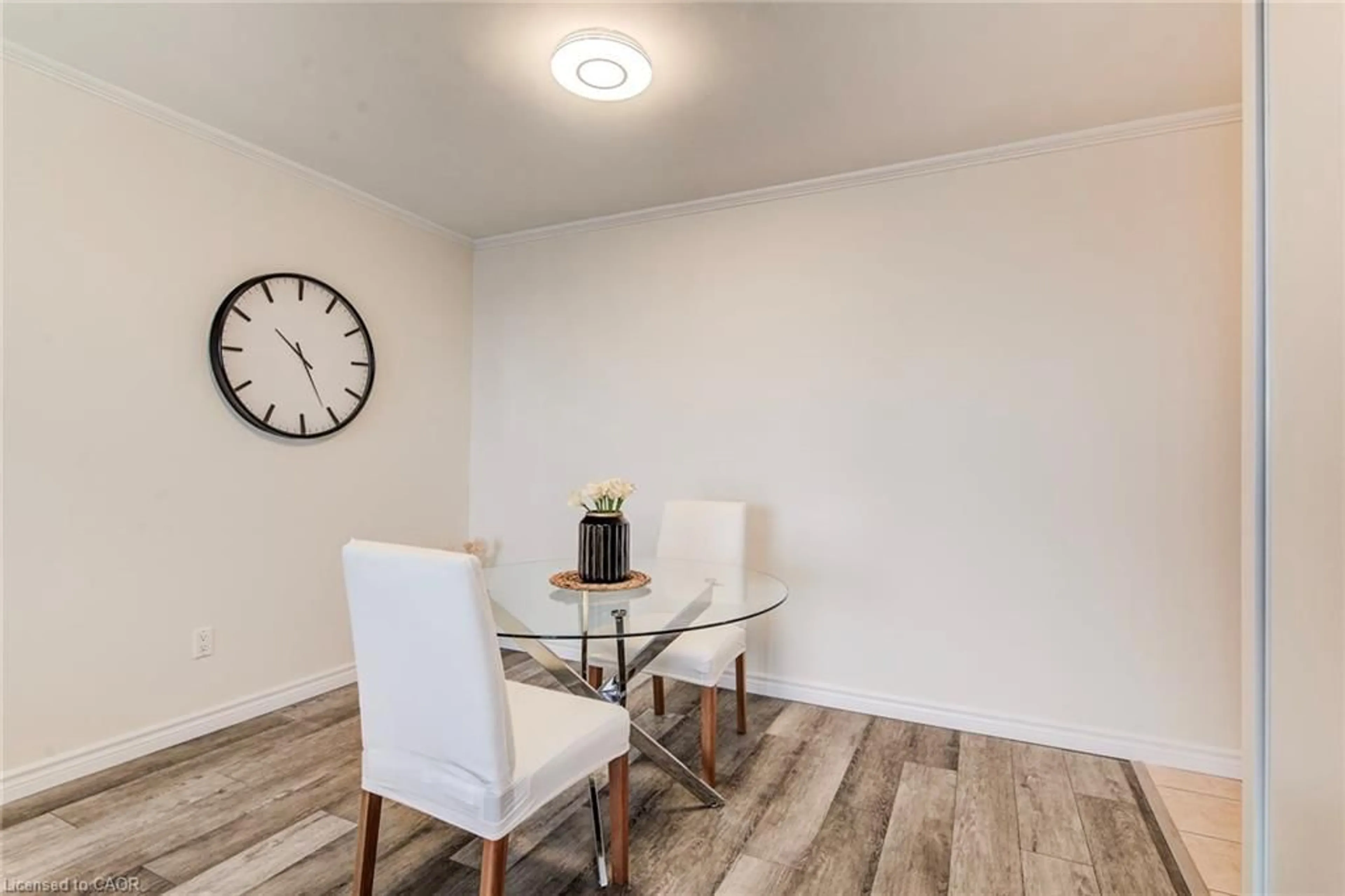 A pic of a room for 81 Church St #1504, Kitchener Ontario N2G 4M1