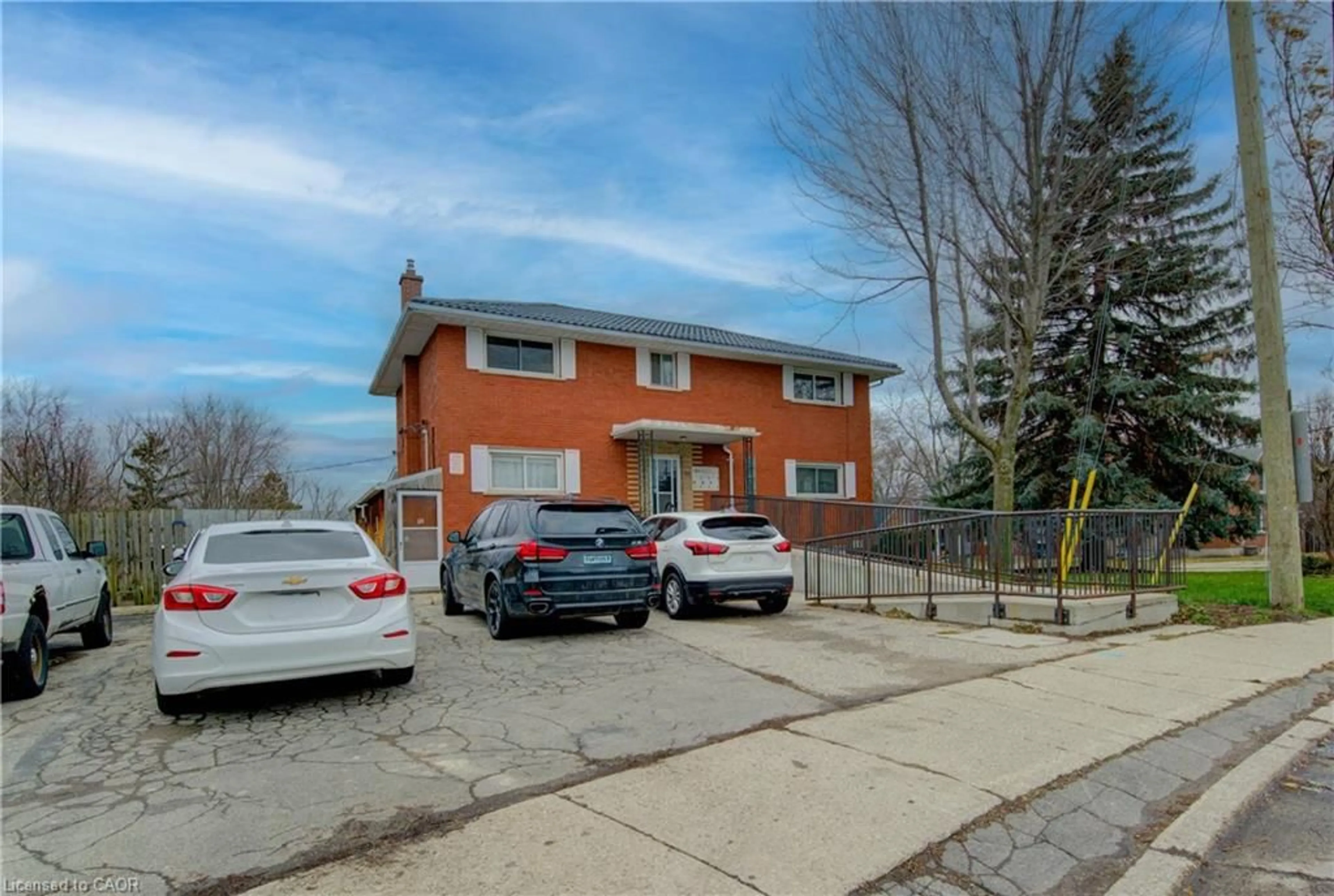 Unknown for 27 Margaret Ave, Waterloo Ontario N2J 3P2