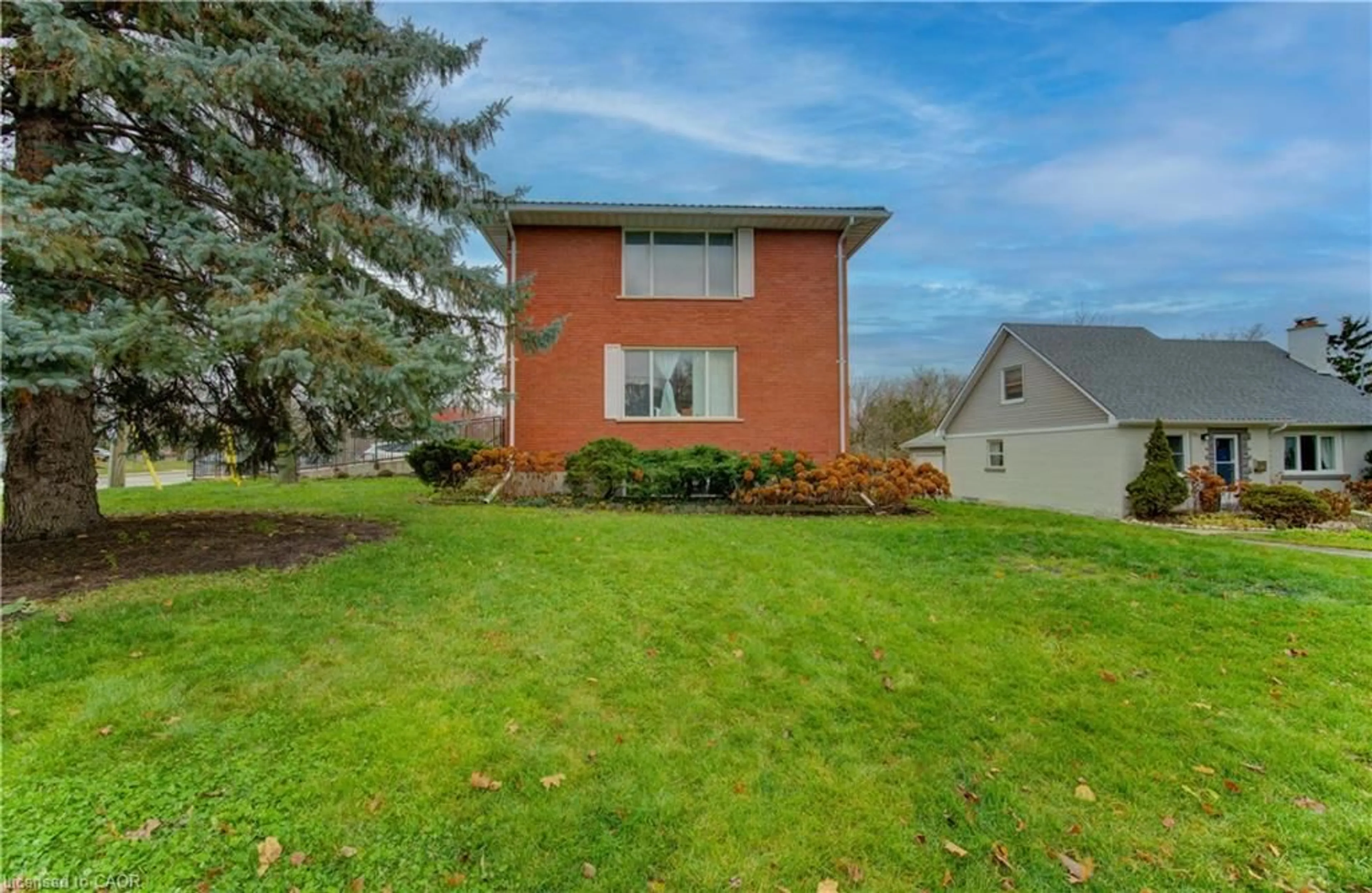 Unknown for 27 Margaret Ave, Waterloo Ontario N2J 3P2