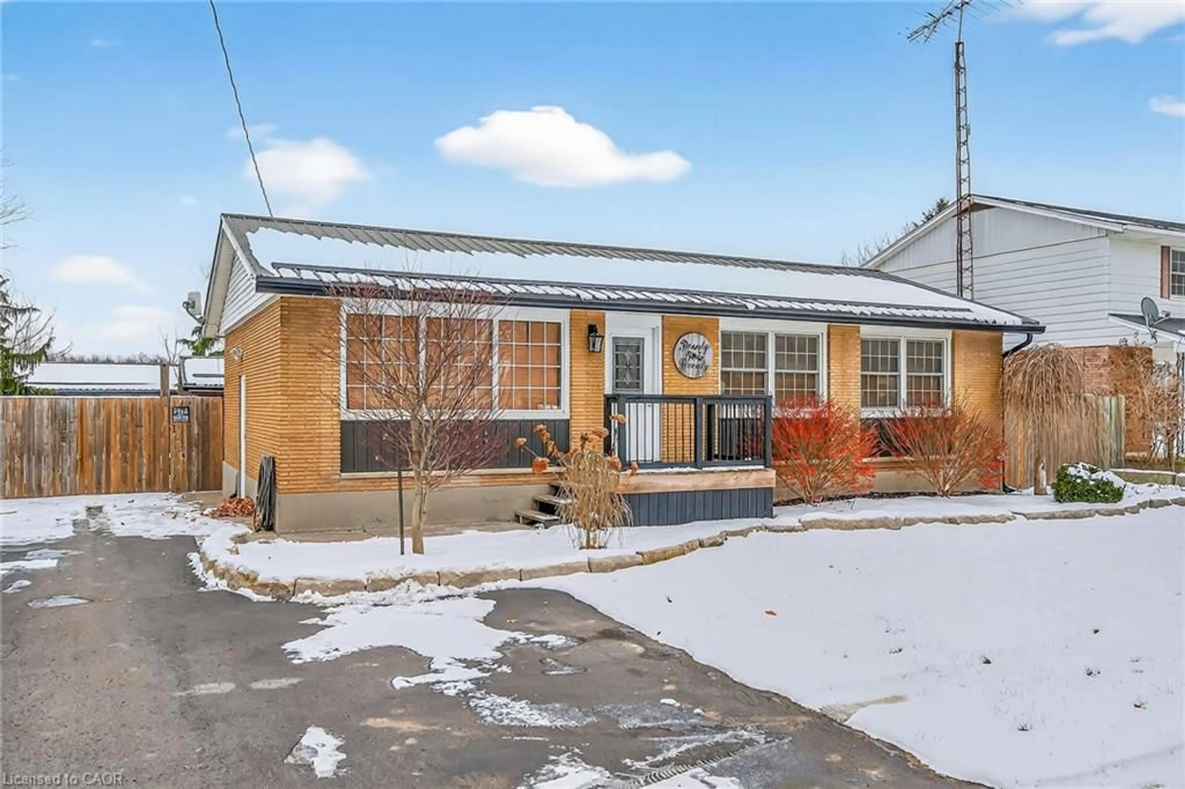 Unknown for 2470 Highway 24, Simcoe Ontario N3Y 4K3