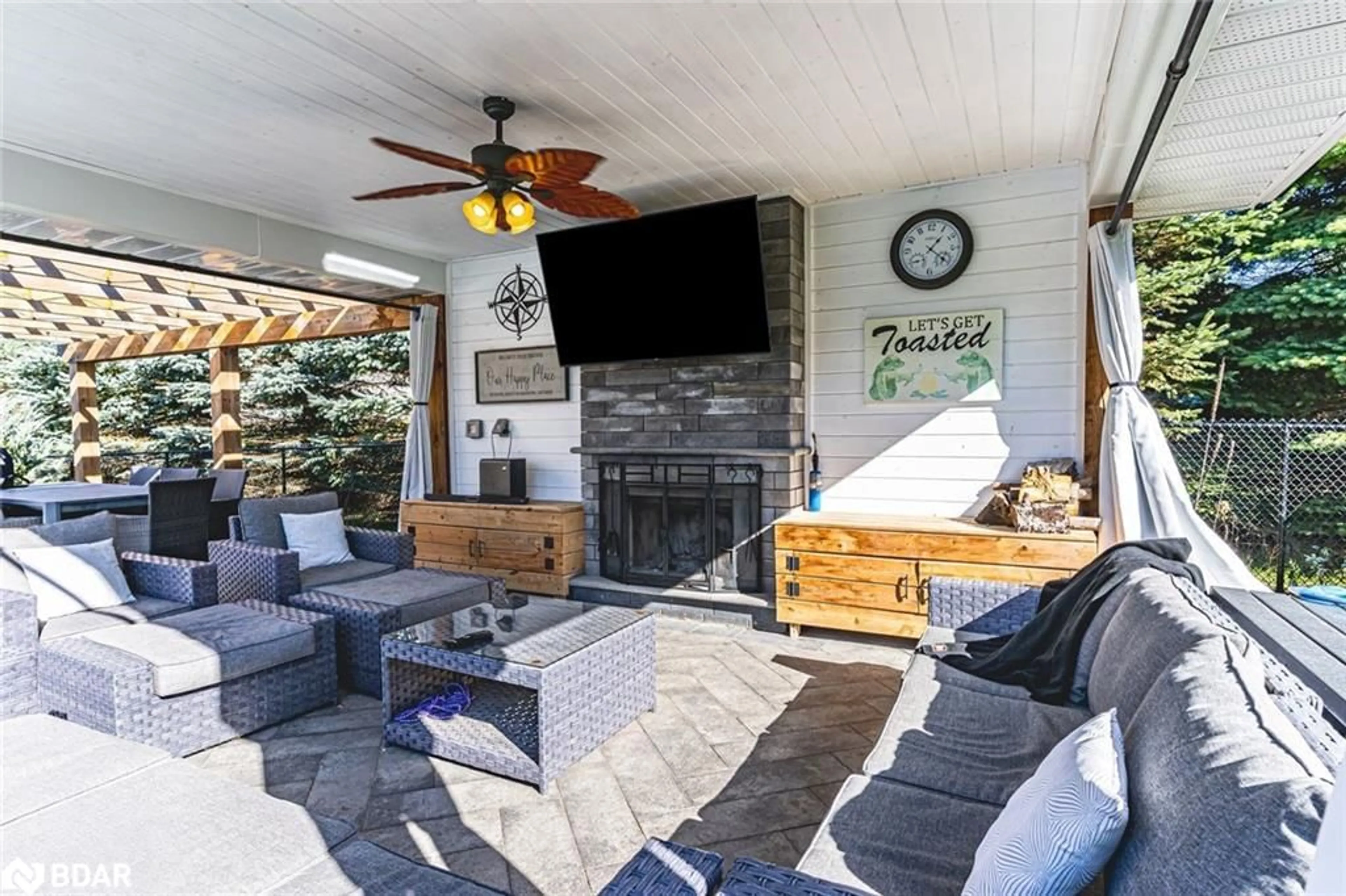 Unknown for 5 Munro Crt, Snow Valley Ontario L9X 0H6