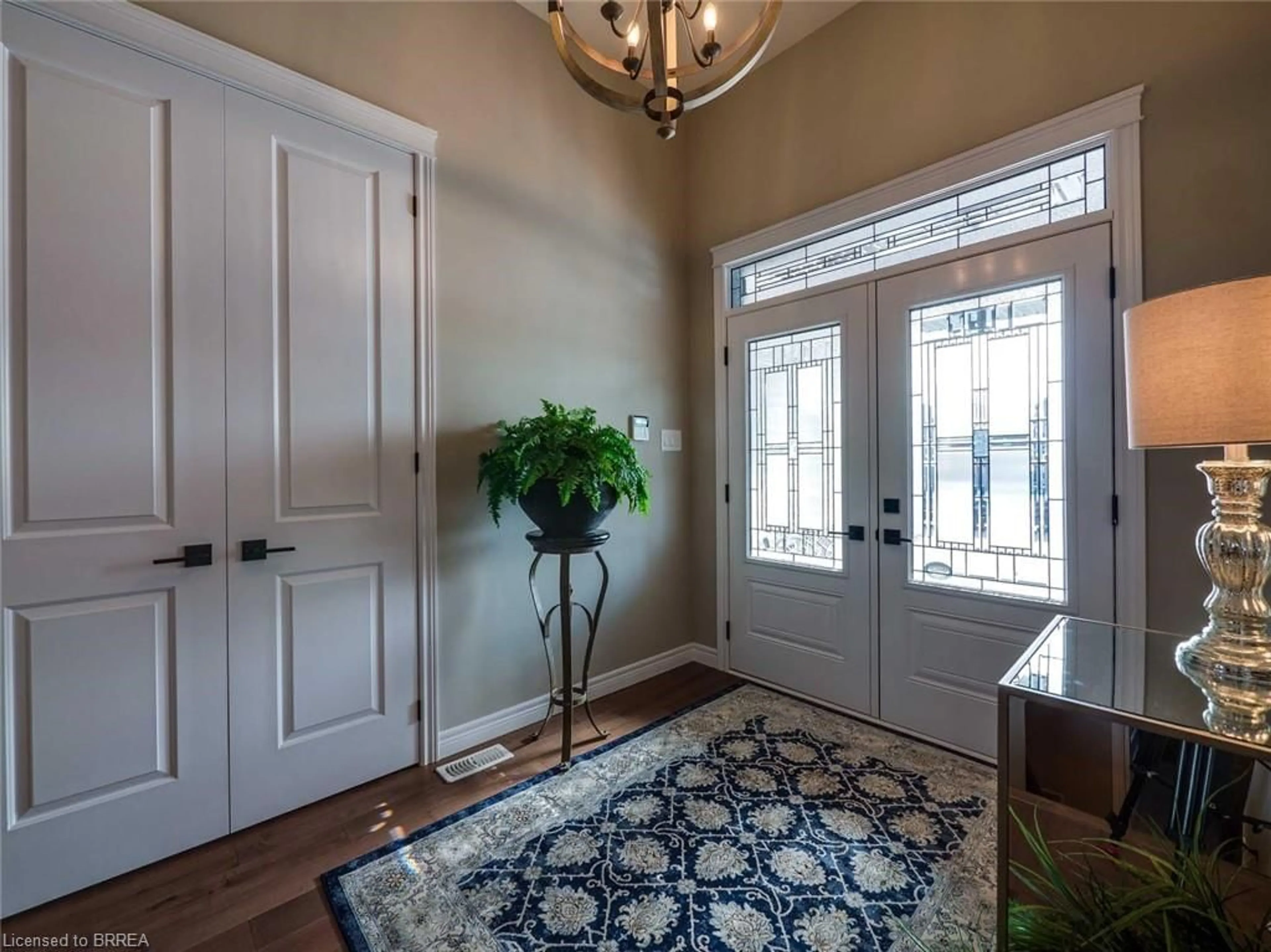 Indoor entryway for 32 Patten Dr, St. George Ontario N0E 1N0