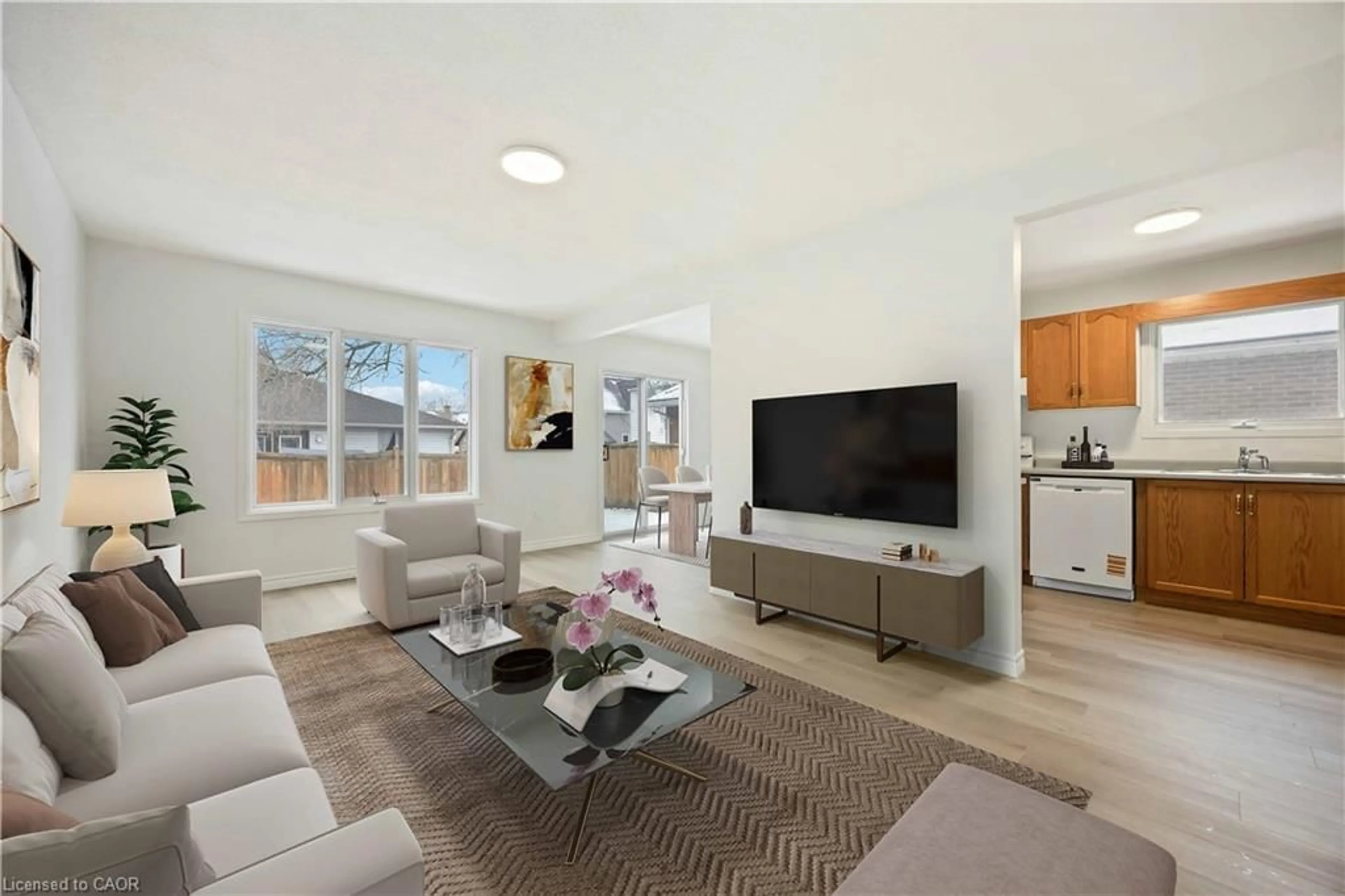 Living room with furniture, unknown for 260-266 London Rd, Sarnia Ontario N7T 4V8