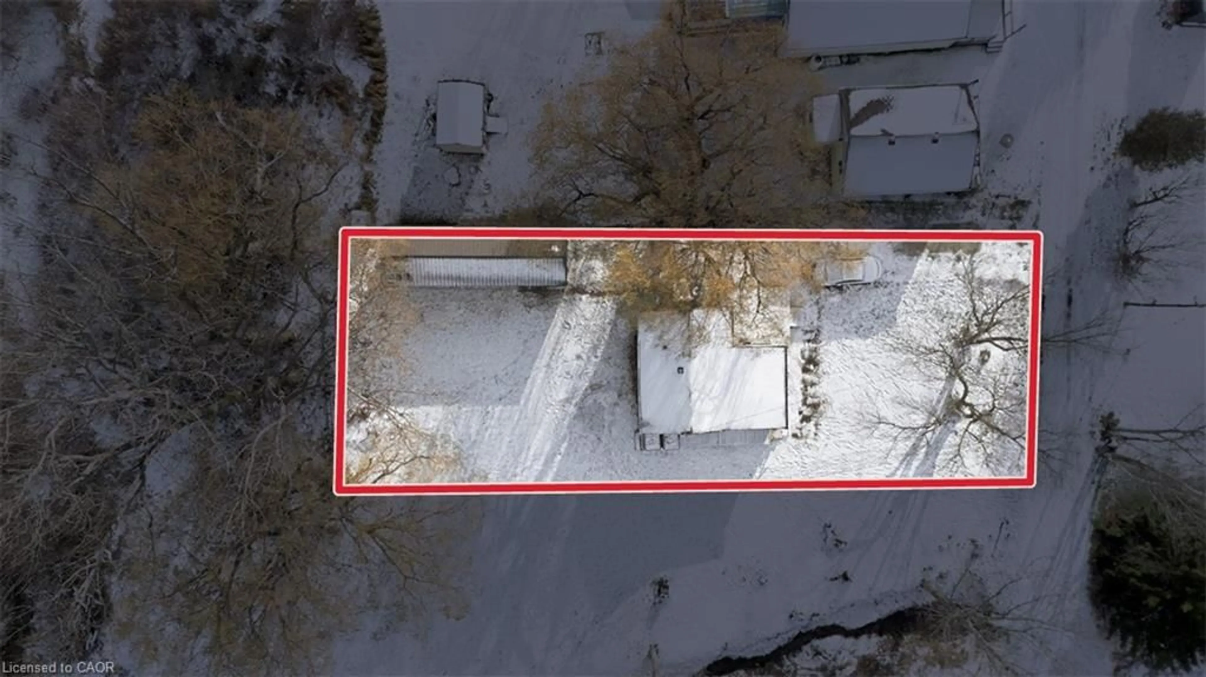 A pic from outside/outdoor area/front of a property/back of a property/a pic from drone, building for 14 Birch Lane, Selkirk Ontario N0A 1P0
