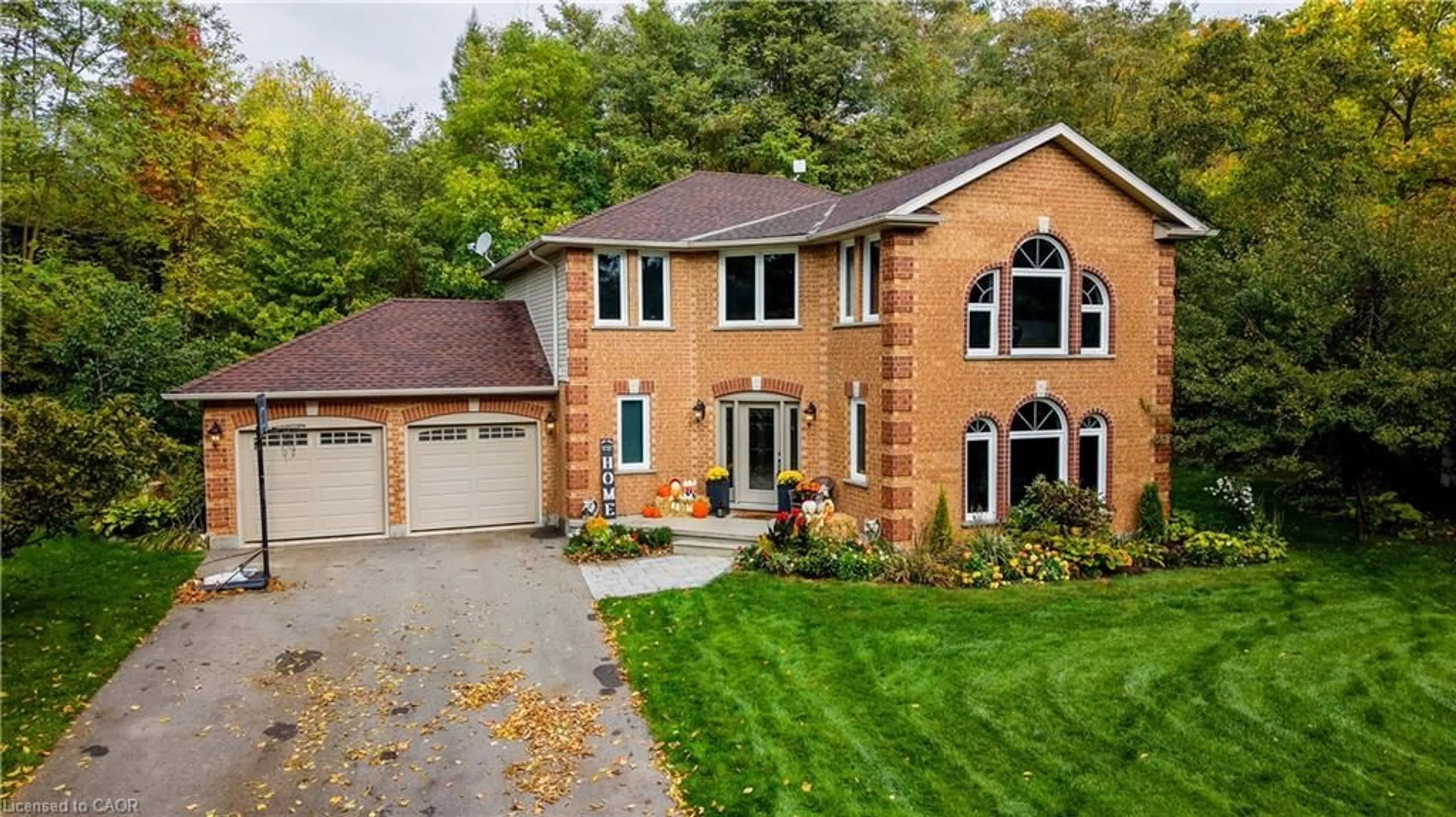 Home with brick exterior material, street for 7664 Maltby Rd, Puslinch Ontario N0B 2J0