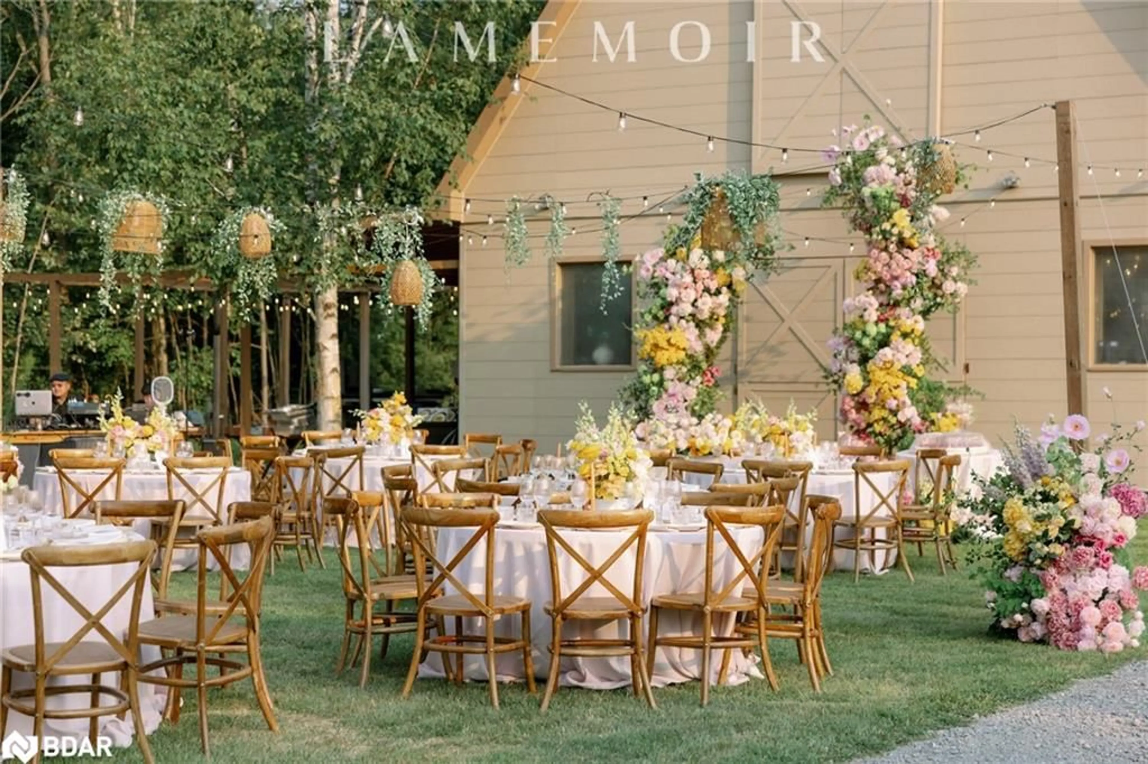 Patio, street for 4909 Holborn Rd, Mount Albert Ontario L0G 1M0