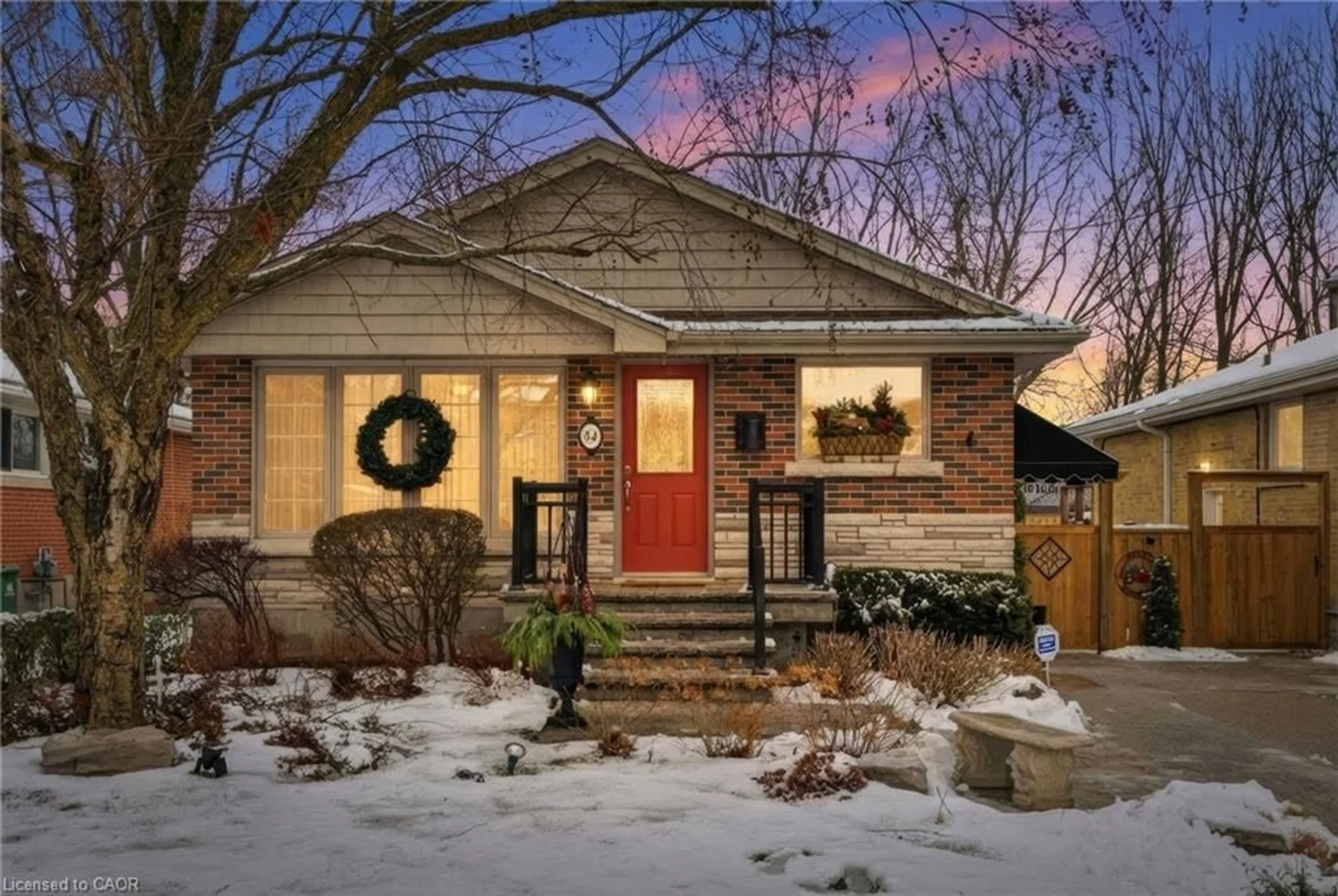 Unknown for 34 Ramsey Cres, Hamilton Ontario L8S 2N2