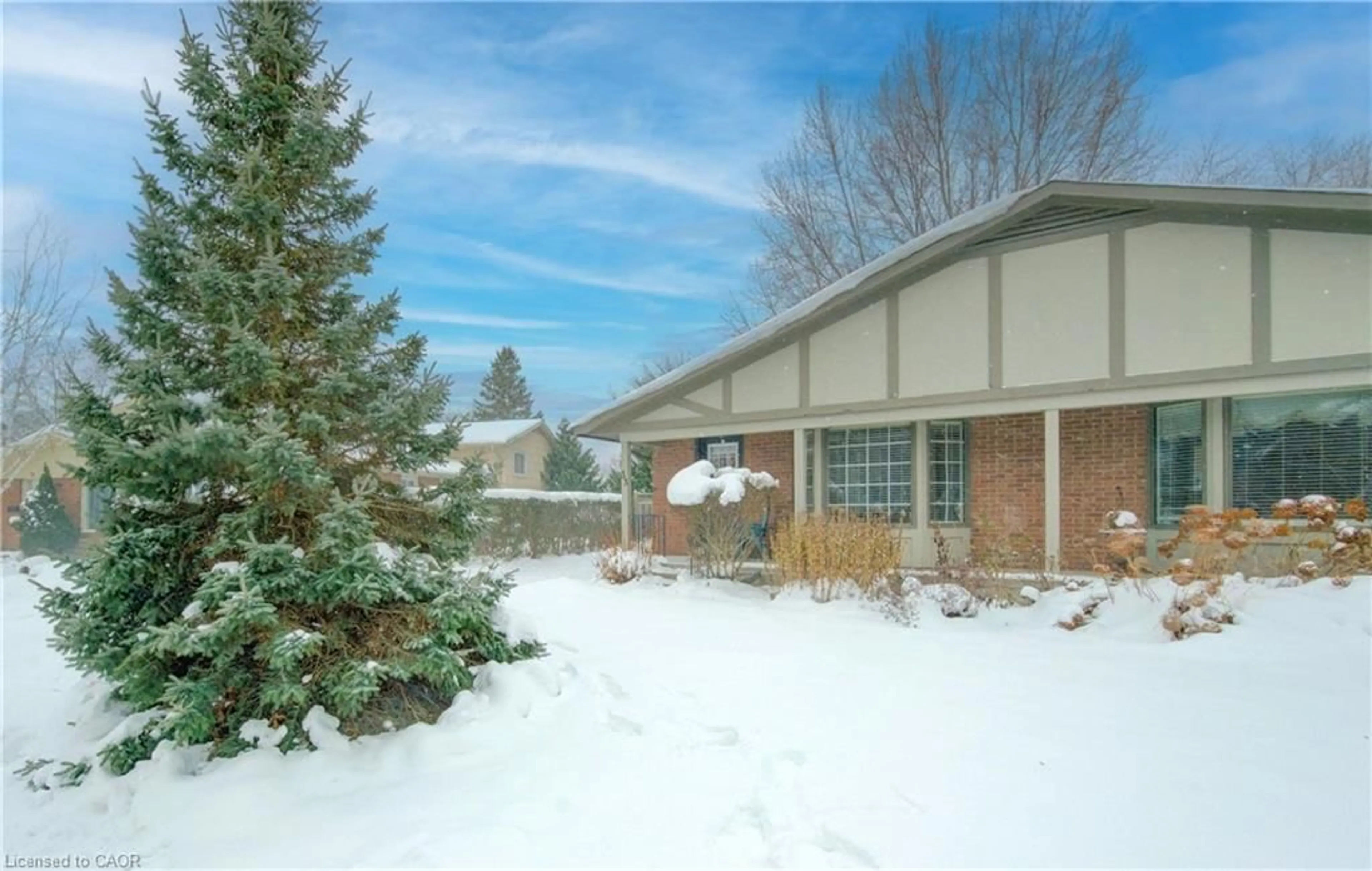 Unknown for 33 Manor Dr, Kitchener Ontario N2A 2T9