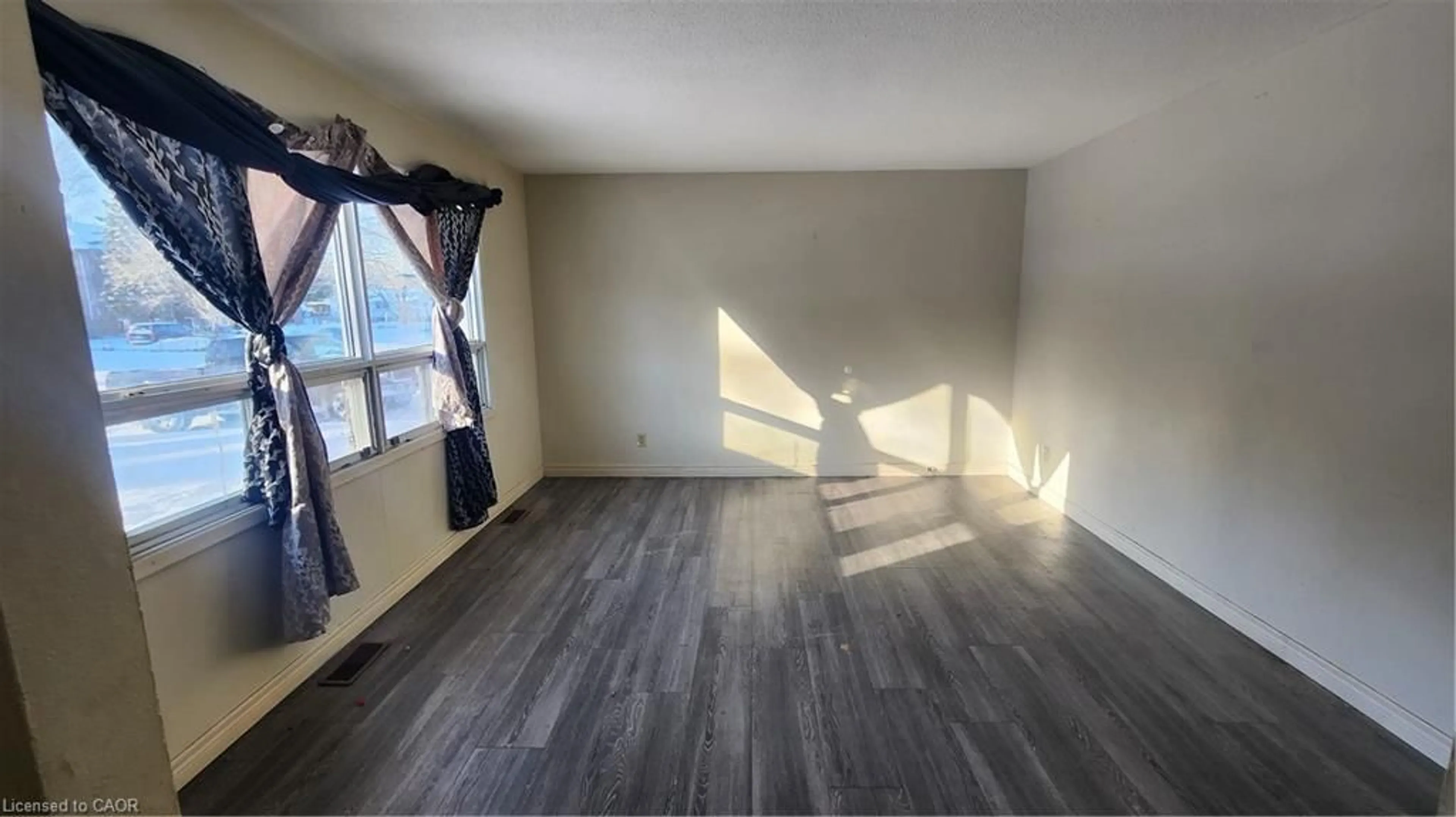 A pic of a room for 57-59 Oakwood Ave, Simcoe Ontario N3Y 1H6