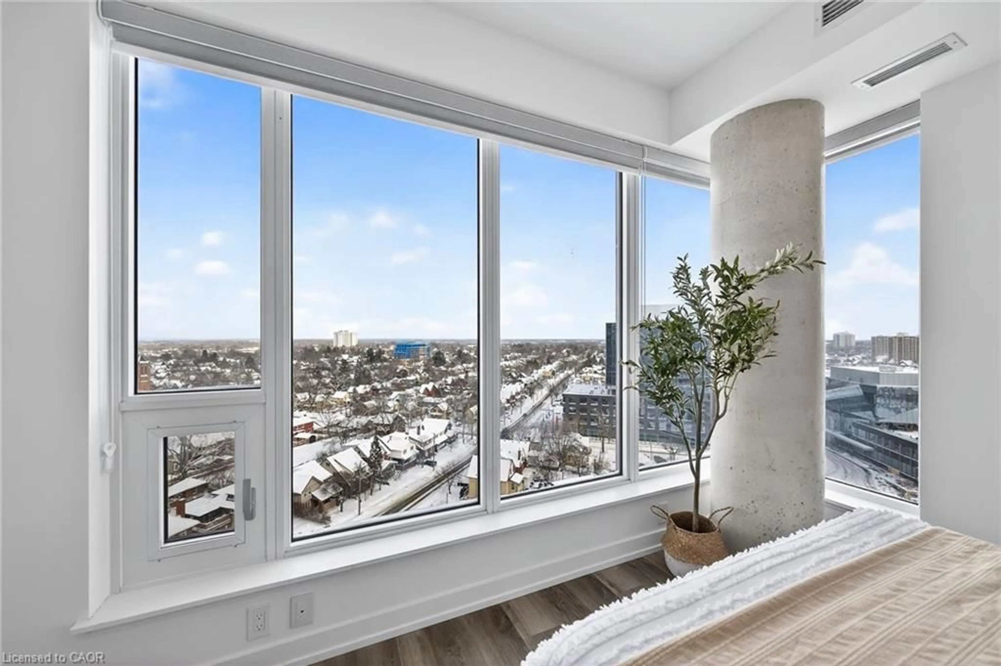 A pic of a room for 5 Wellington St #1212, Kitchener Ontario N2G 0E3