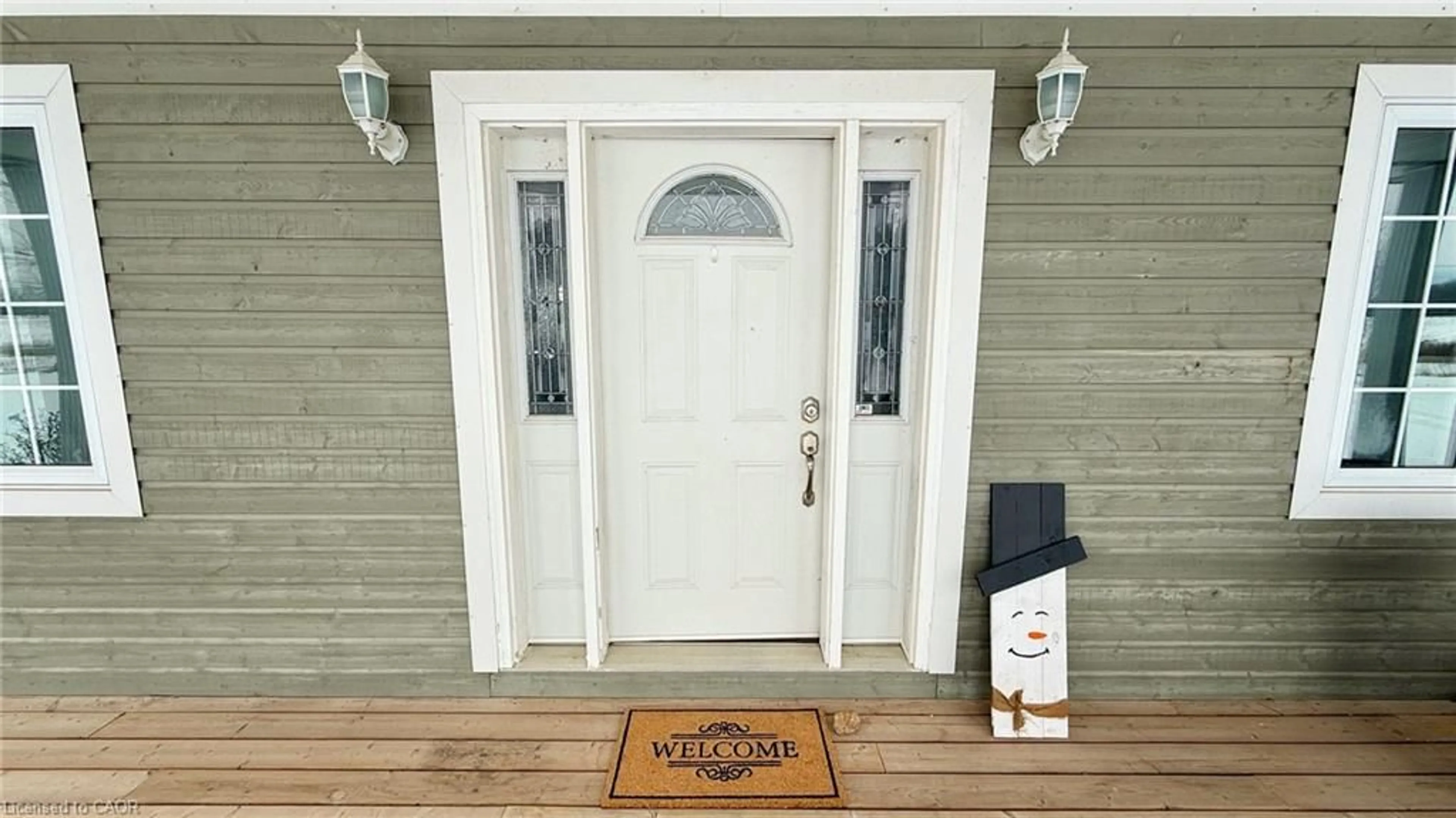 Indoor entryway for 1215 Concession 8 Townsend, Waterford Ontario N0E 1Y0