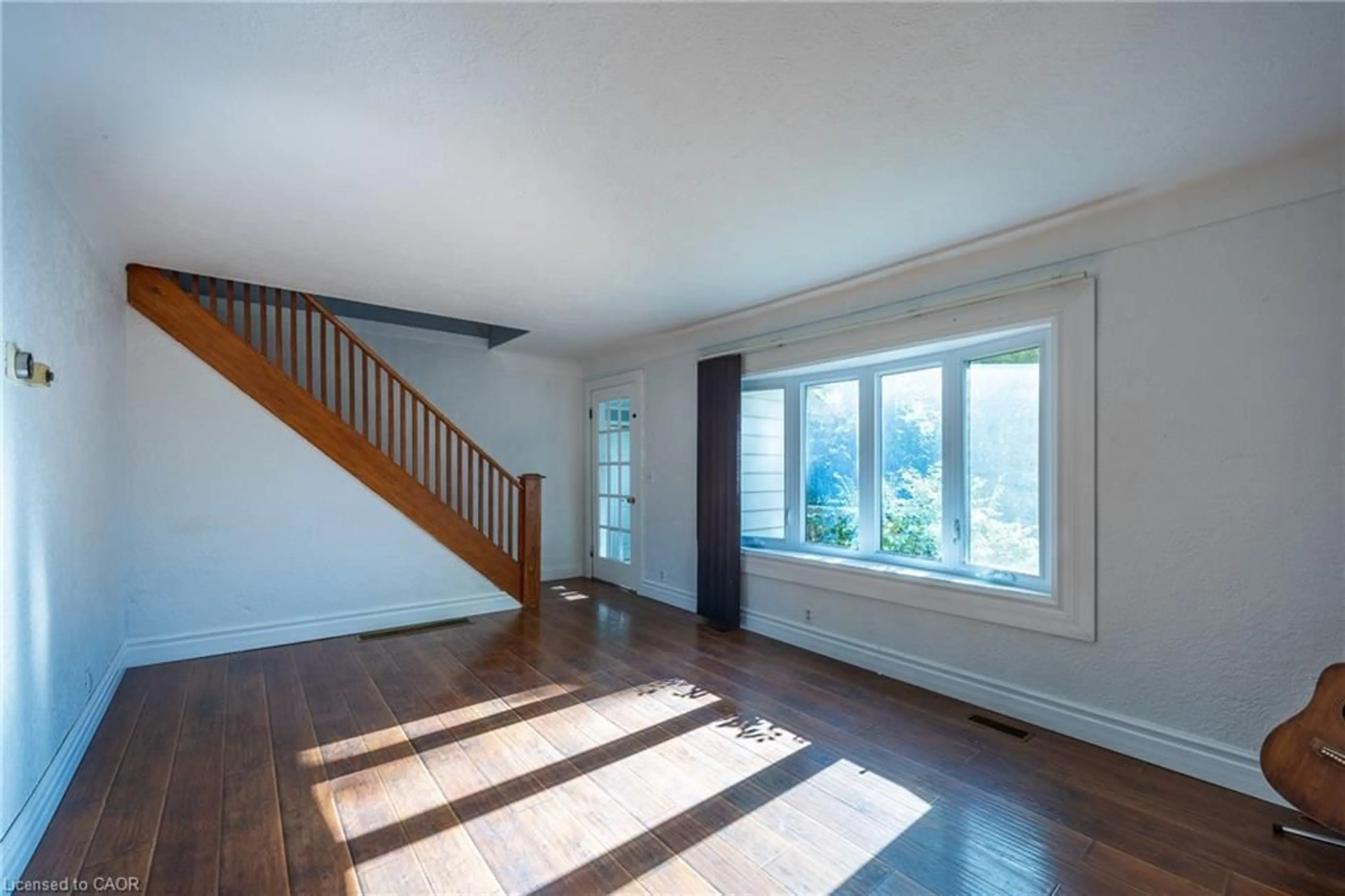 Unknown for 17 Mechanic St, Waterford Ontario N0E 1Y0