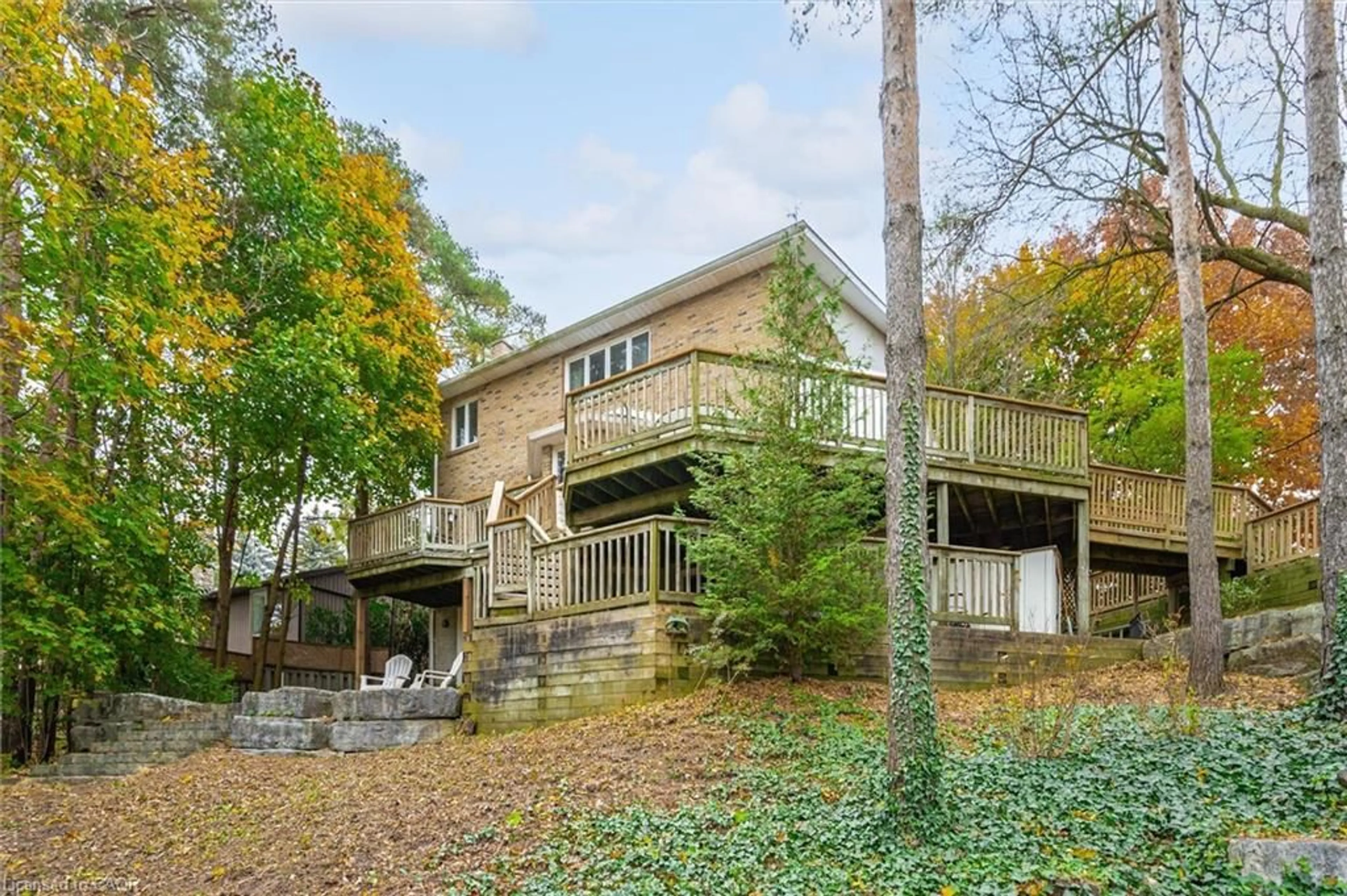 Unknown for 52 Mcnab St, Elora Ontario N0B 1S0