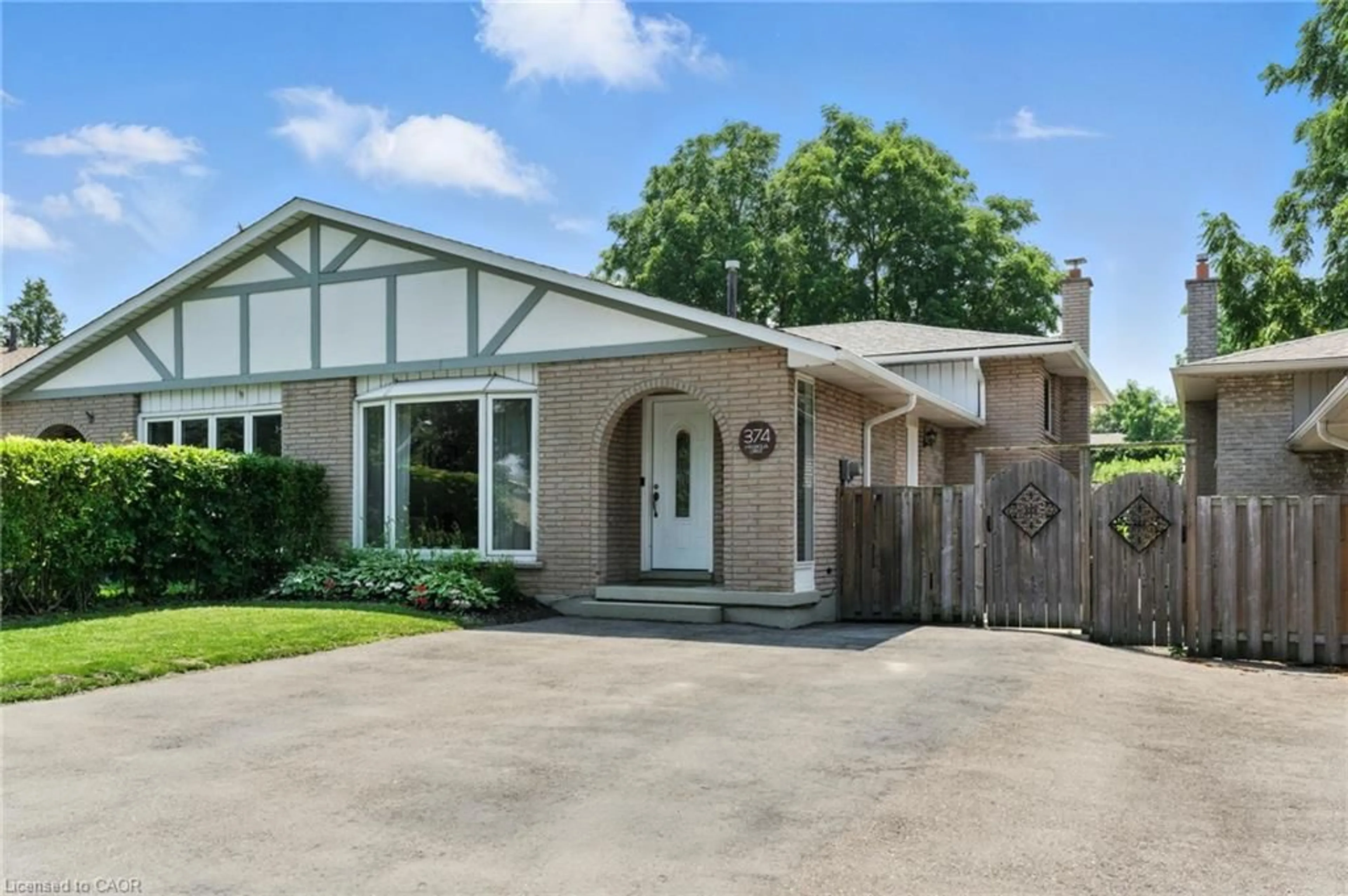 Unknown for 374 Magnolia Dr, Hamilton Ontario L9C 6N7