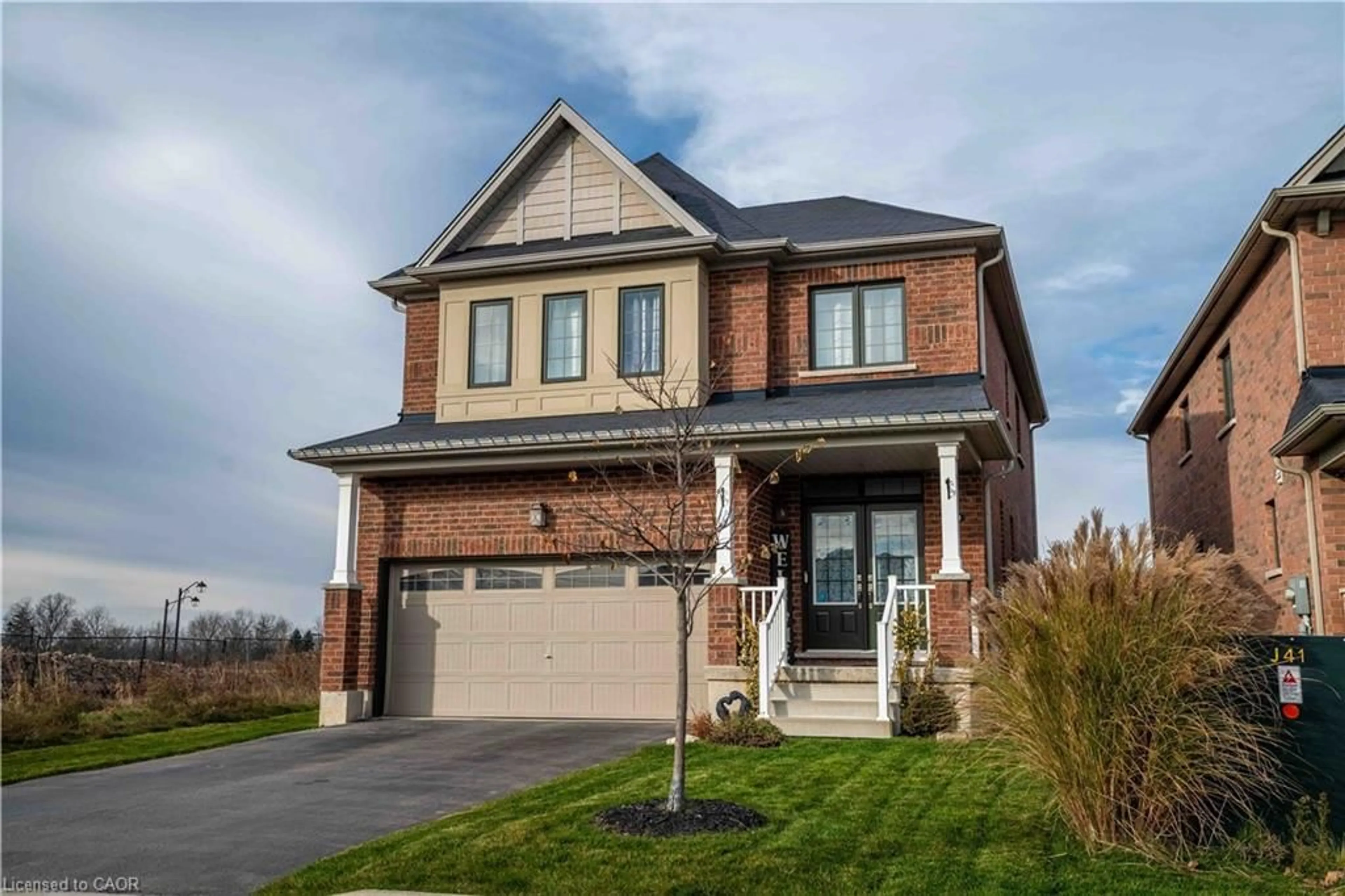 Home with brick exterior material, street for 115 Larry Cres, Caledonia Ontario N3W 0B2