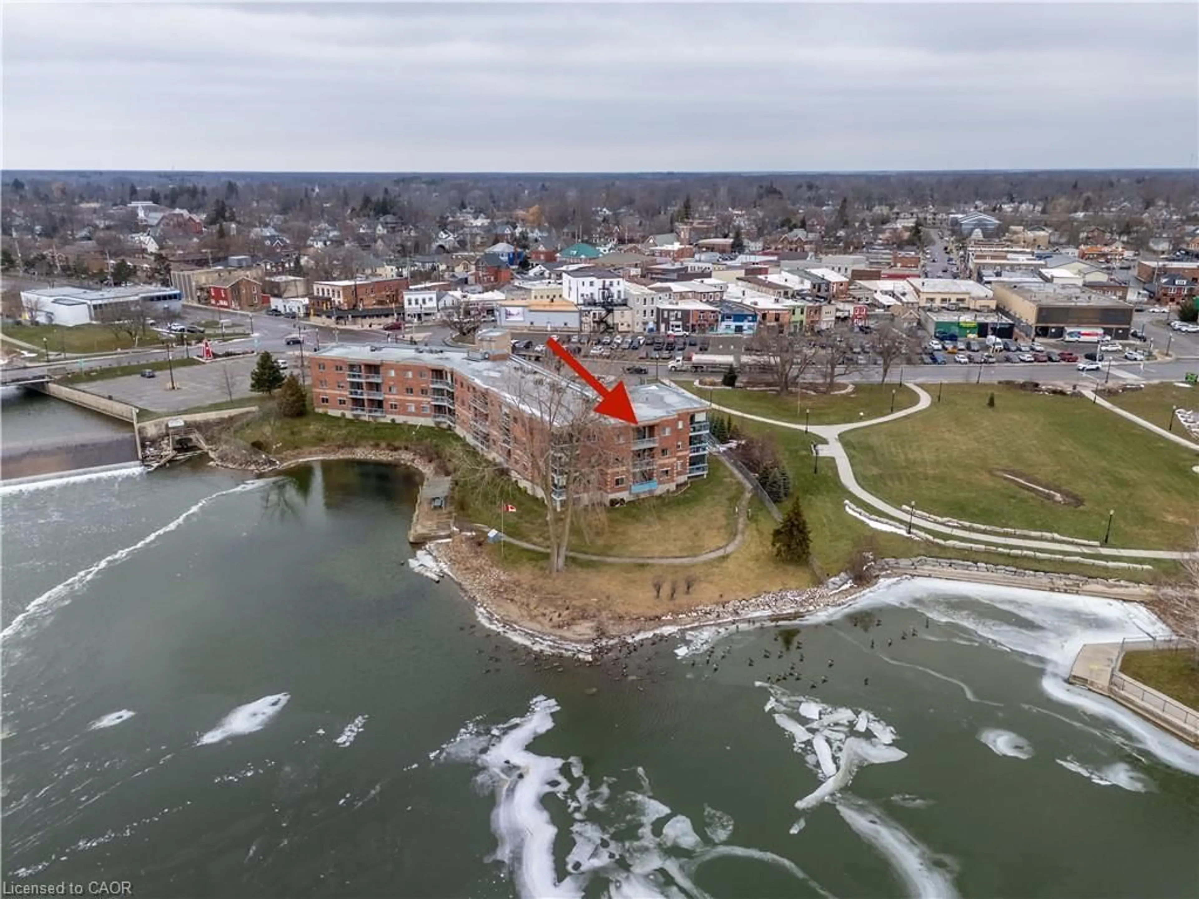 A pic from outside/outdoor area/front of a property/back of a property/a pic from drone, water/lake/river/ocean view for 210 Main St #309, Dunnville Ontario N1A 3G7