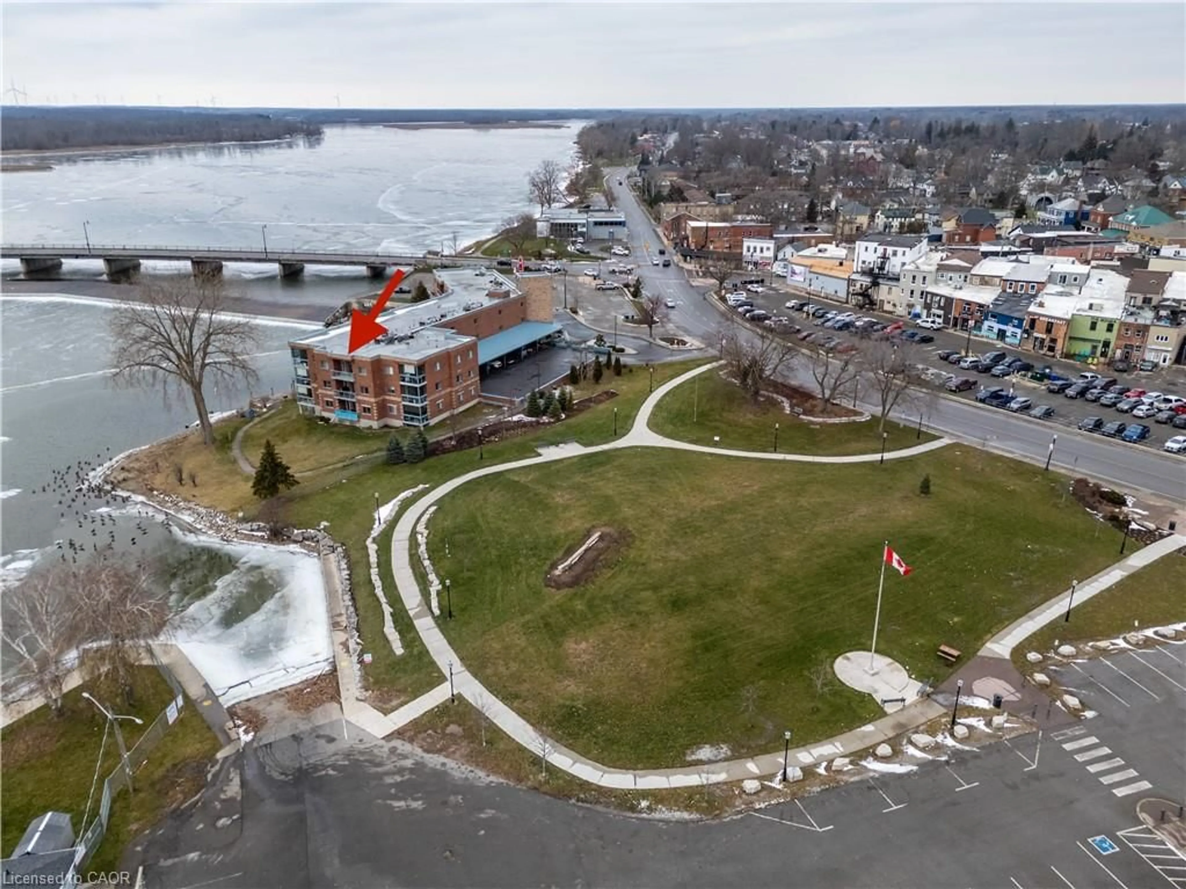 A pic from outside/outdoor area/front of a property/back of a property/a pic from drone, water/lake/river/ocean view for 210 Main St #309, Dunnville Ontario N1A 3G7