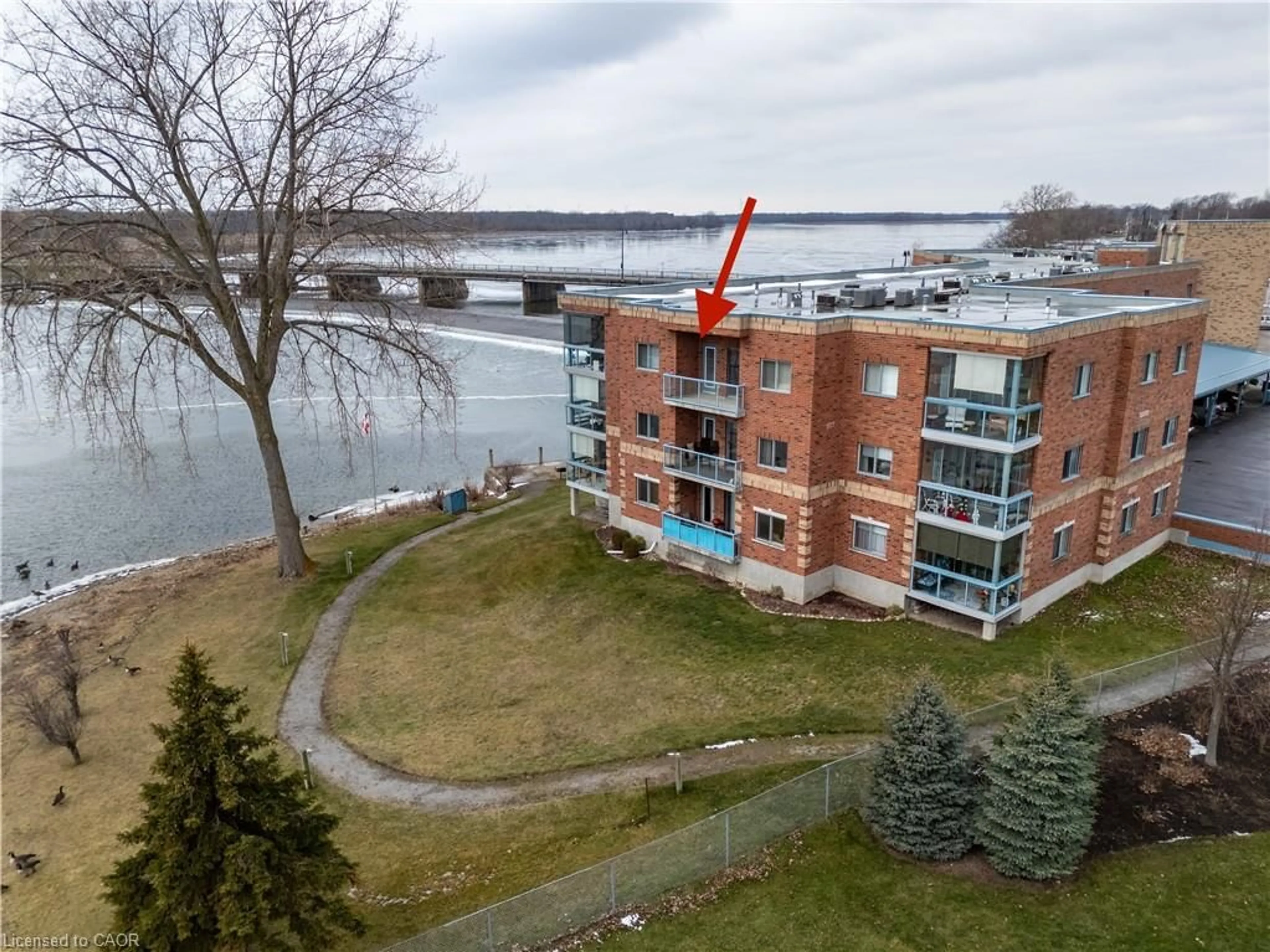 A pic from outside/outdoor area/front of a property/back of a property/a pic from drone, water/lake/river/ocean view for 210 Main St #309, Dunnville Ontario N1A 3G7